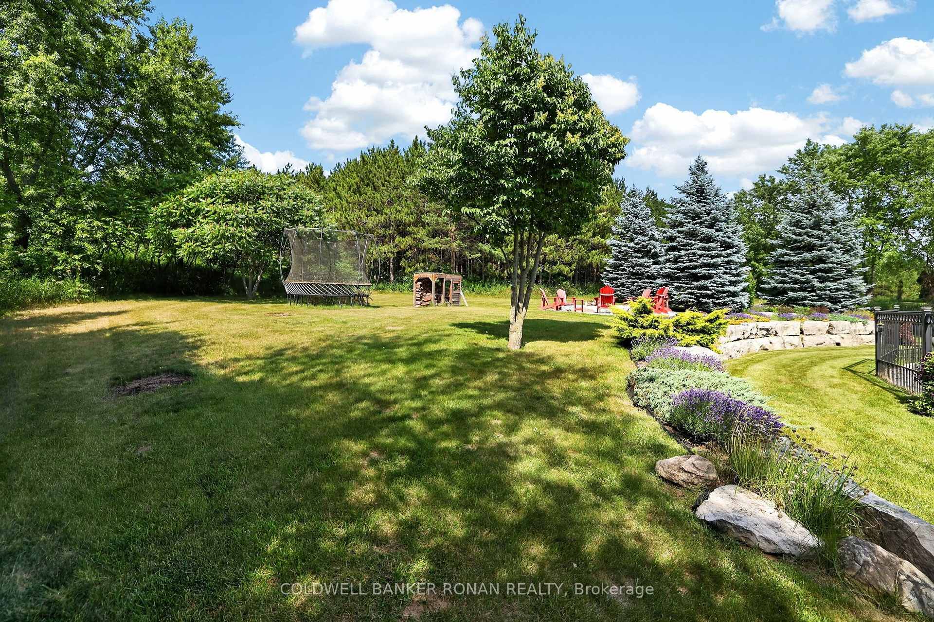 Photo 45 of 9 Moraine Place, Caledon, Palgrave — HOMEH