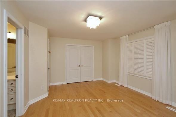 Photo 14 of 22 St Urbain Drive, Vaughan, Vellore Village — HOMEH