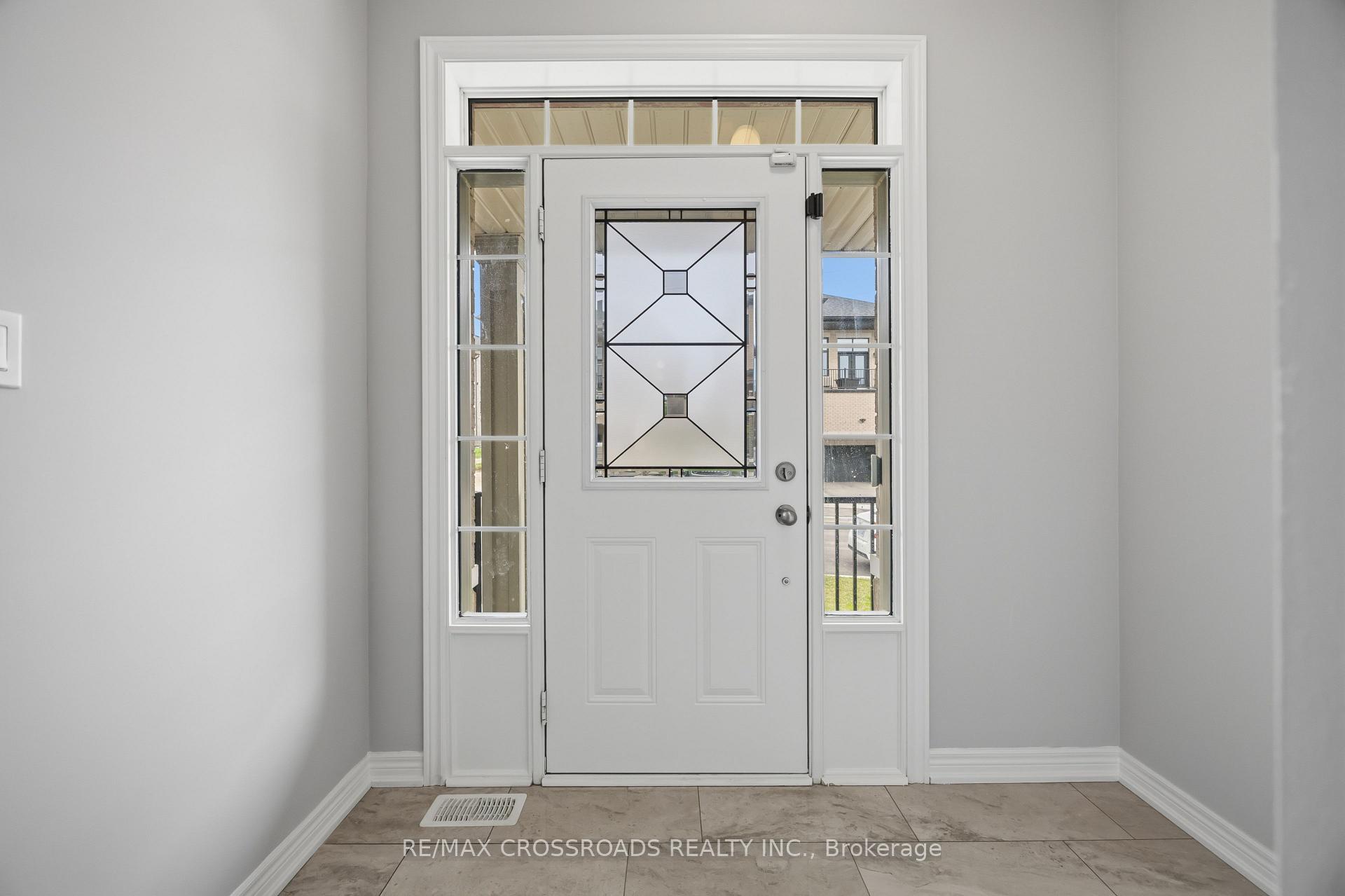 Photo 3 of 1257 Aquarius Trail, Pickering, Rural Pickering — HOMEH