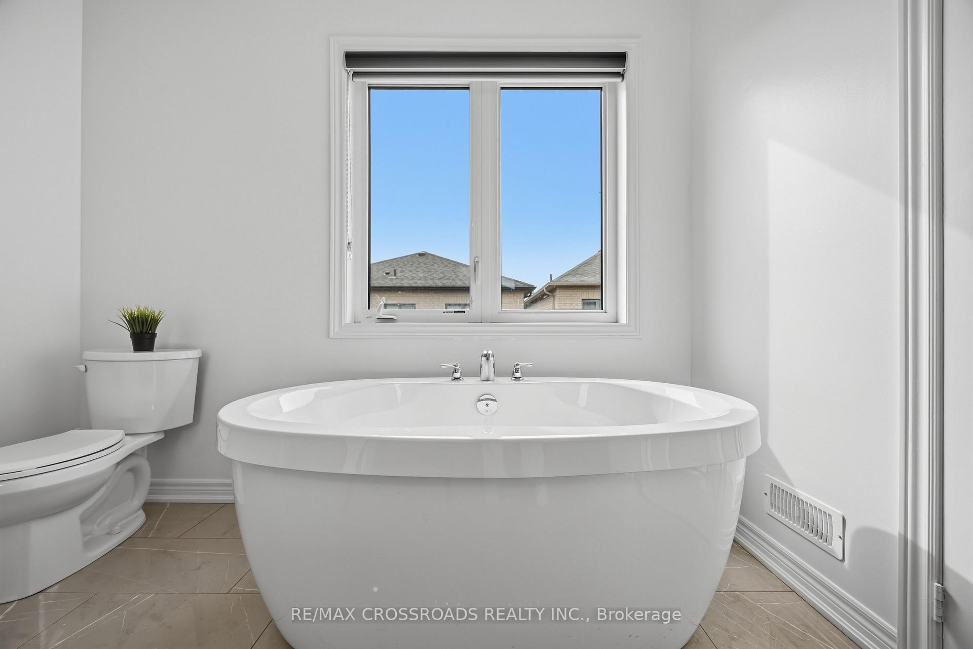 Photo 21 of 1257 Aquarius Trail, Pickering, Rural Pickering — HOMEH