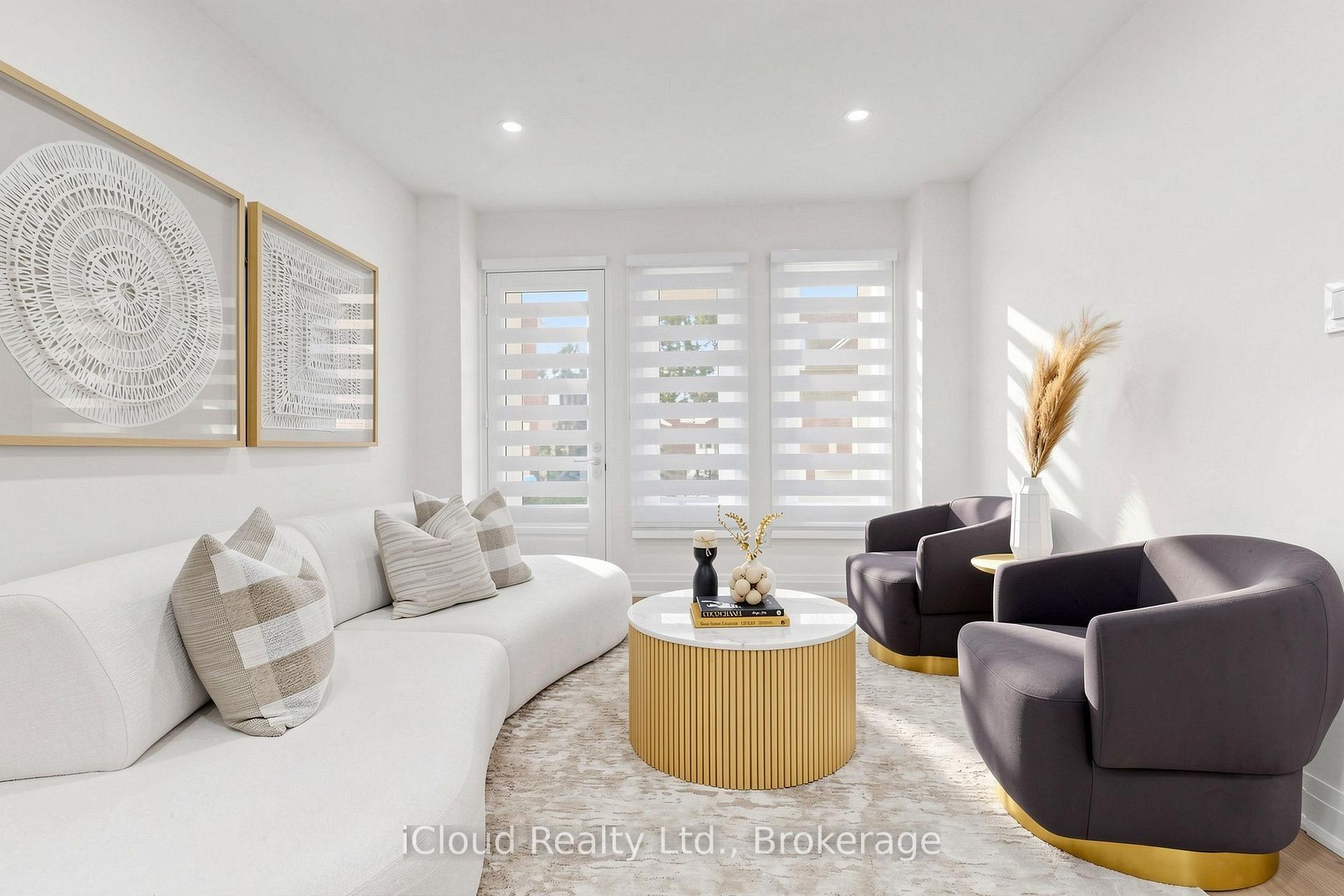 Photo 5 of 15 San Marko Place, Vaughan, East Woodbridge — HOMEH