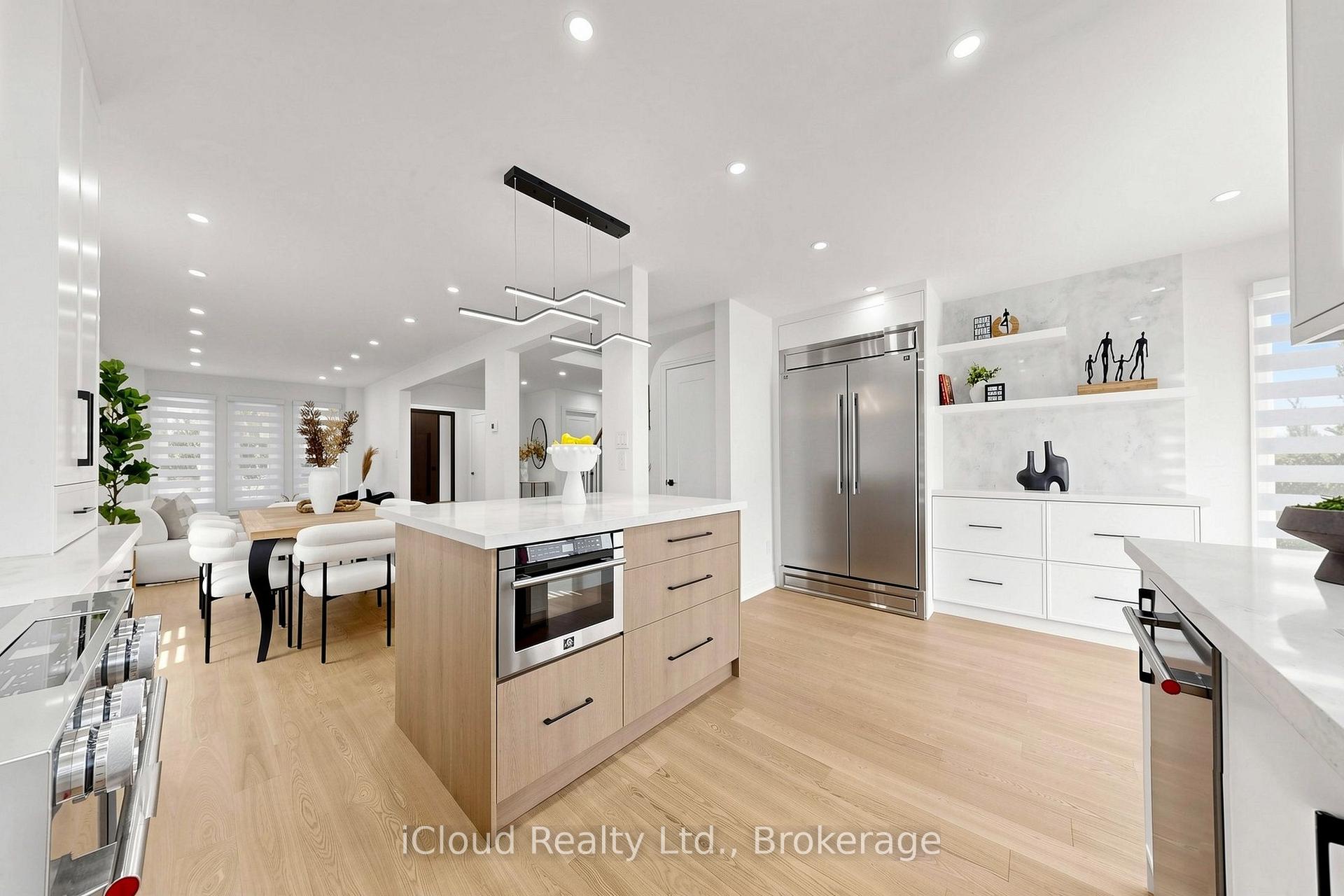Photo 8 of 15 San Marko Place, Vaughan, East Woodbridge — HOMEH