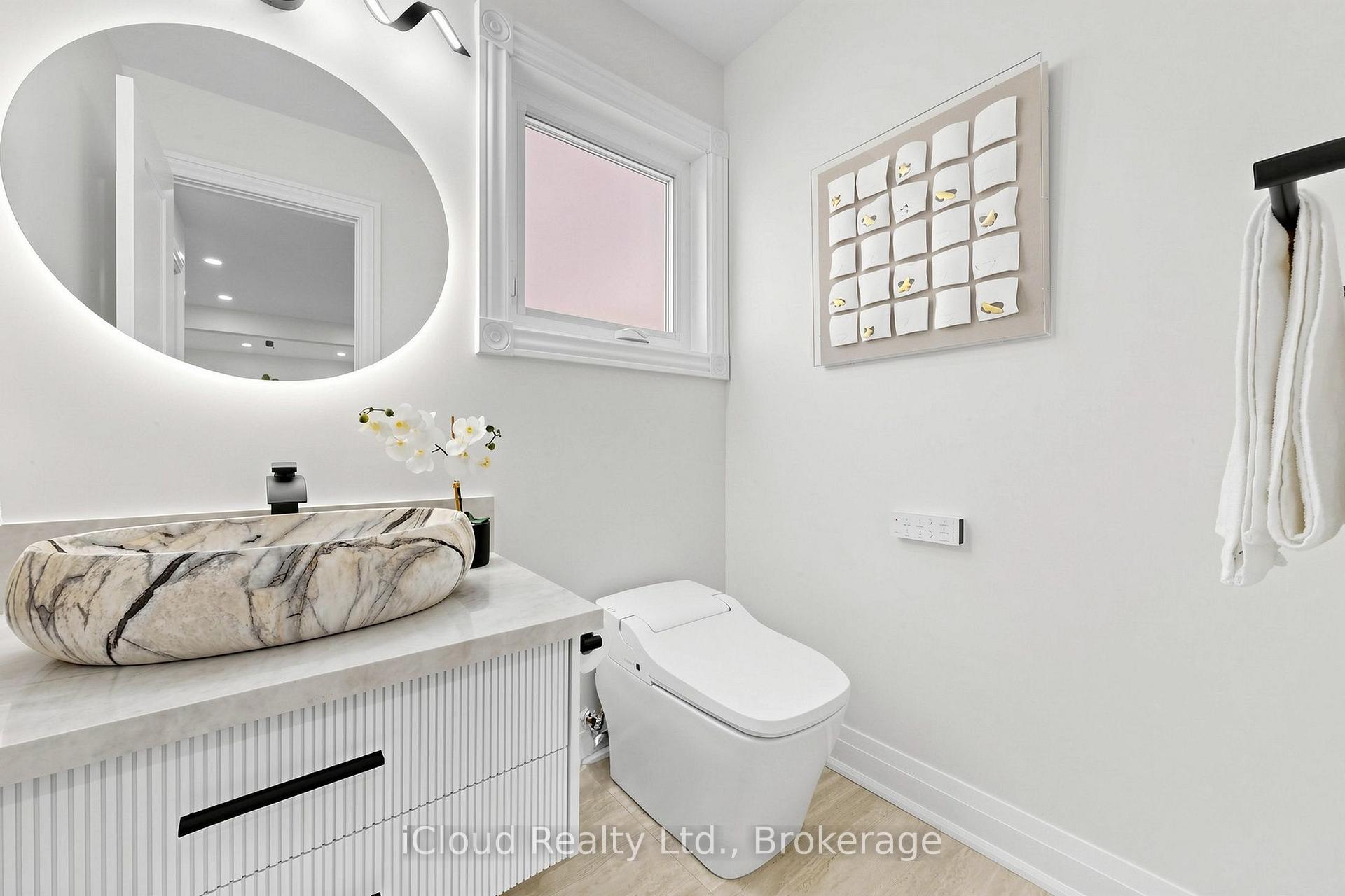 Photo 15 of 15 San Marko Place, Vaughan, East Woodbridge — HOMEH