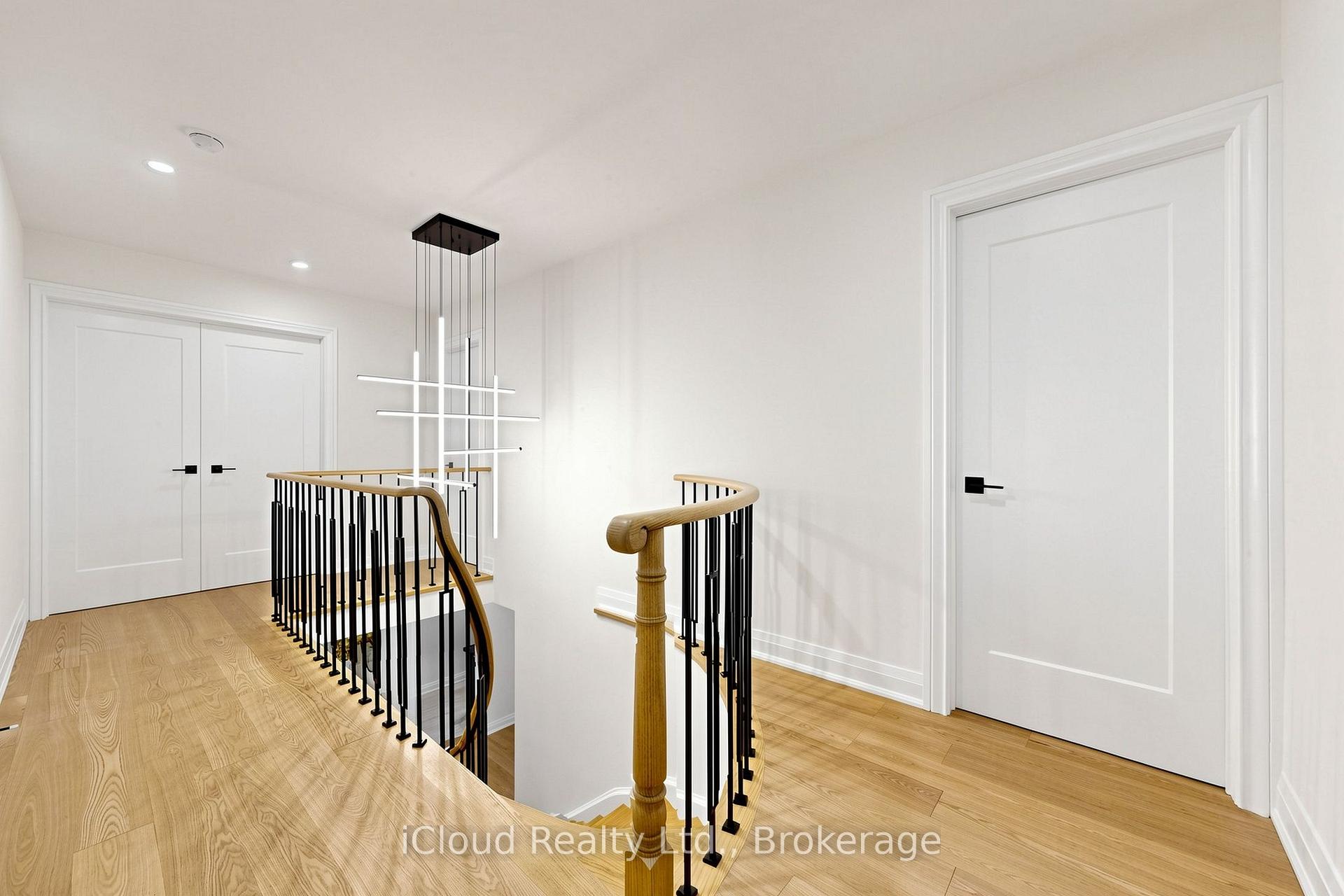 Photo 17 of 15 San Marko Place, Vaughan, East Woodbridge — HOMEH