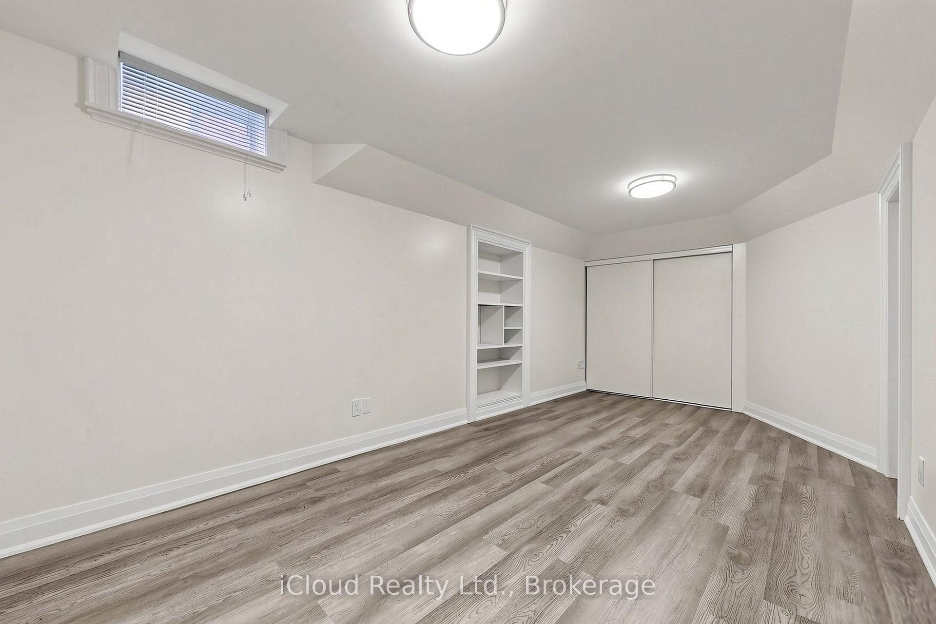 Photo 32 of 15 San Marko Place, Vaughan, East Woodbridge — HOMEH