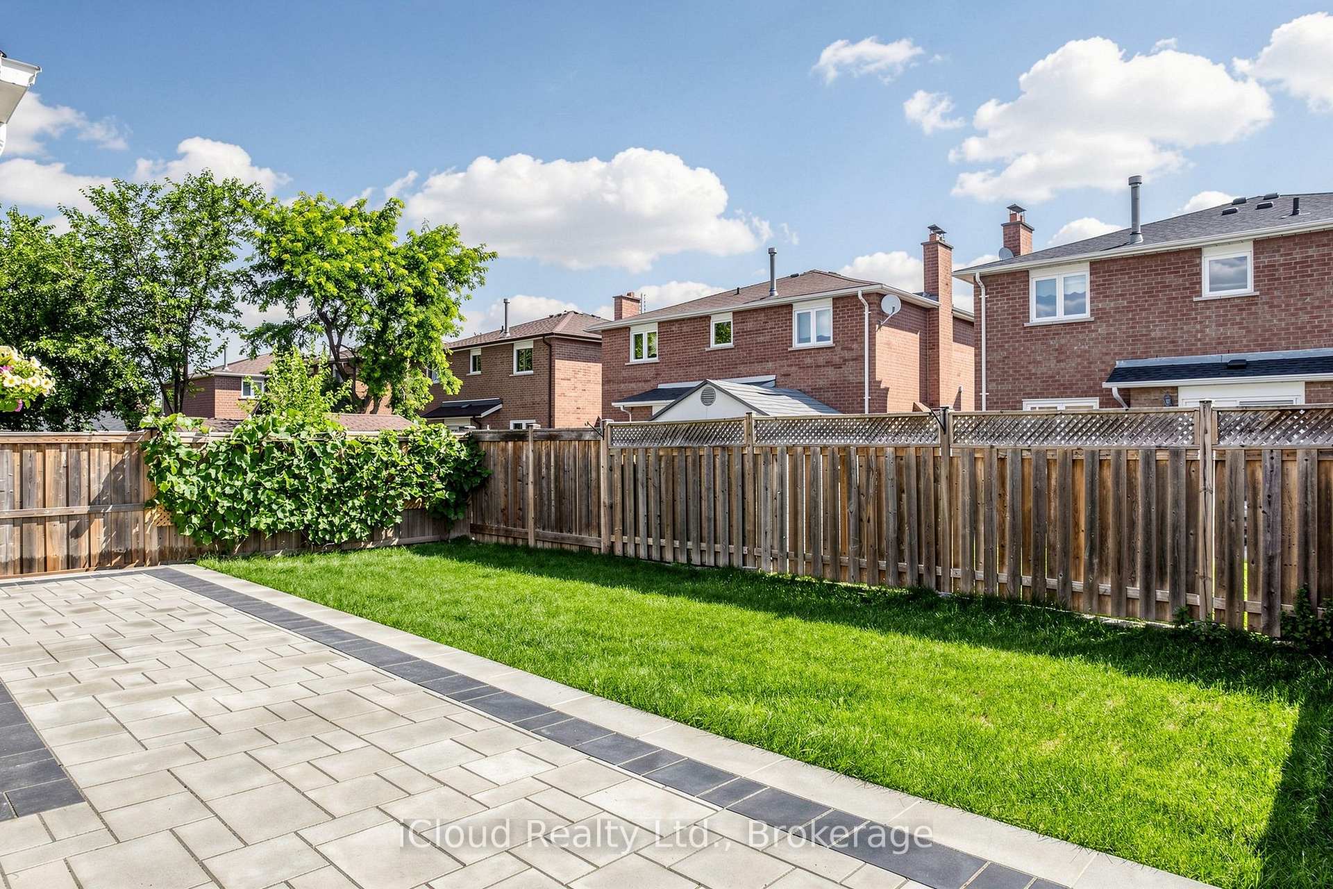 Photo 38 of 15 San Marko Place, Vaughan, East Woodbridge — HOMEH