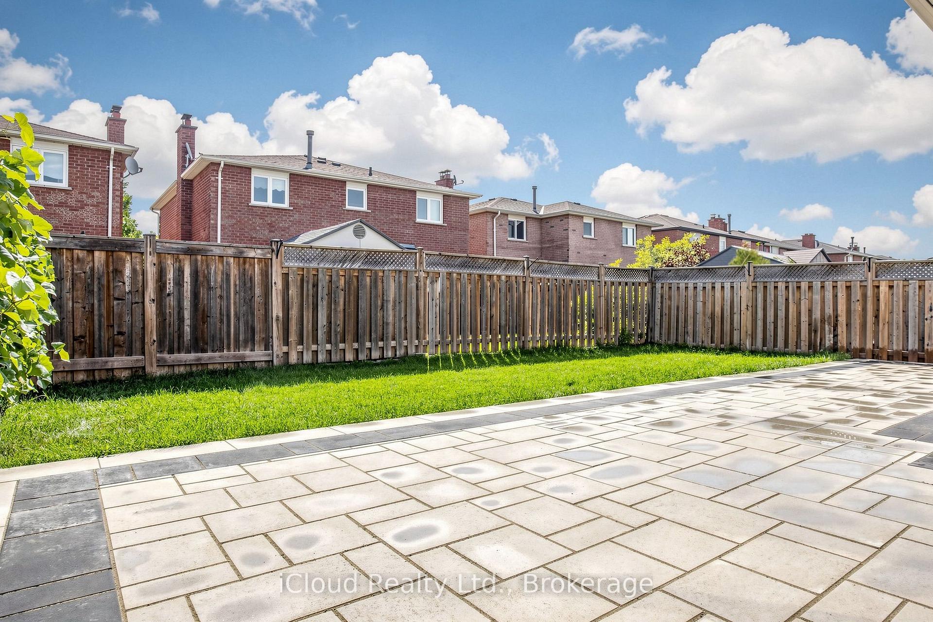 Photo 39 of 15 San Marko Place, Vaughan, East Woodbridge — HOMEH