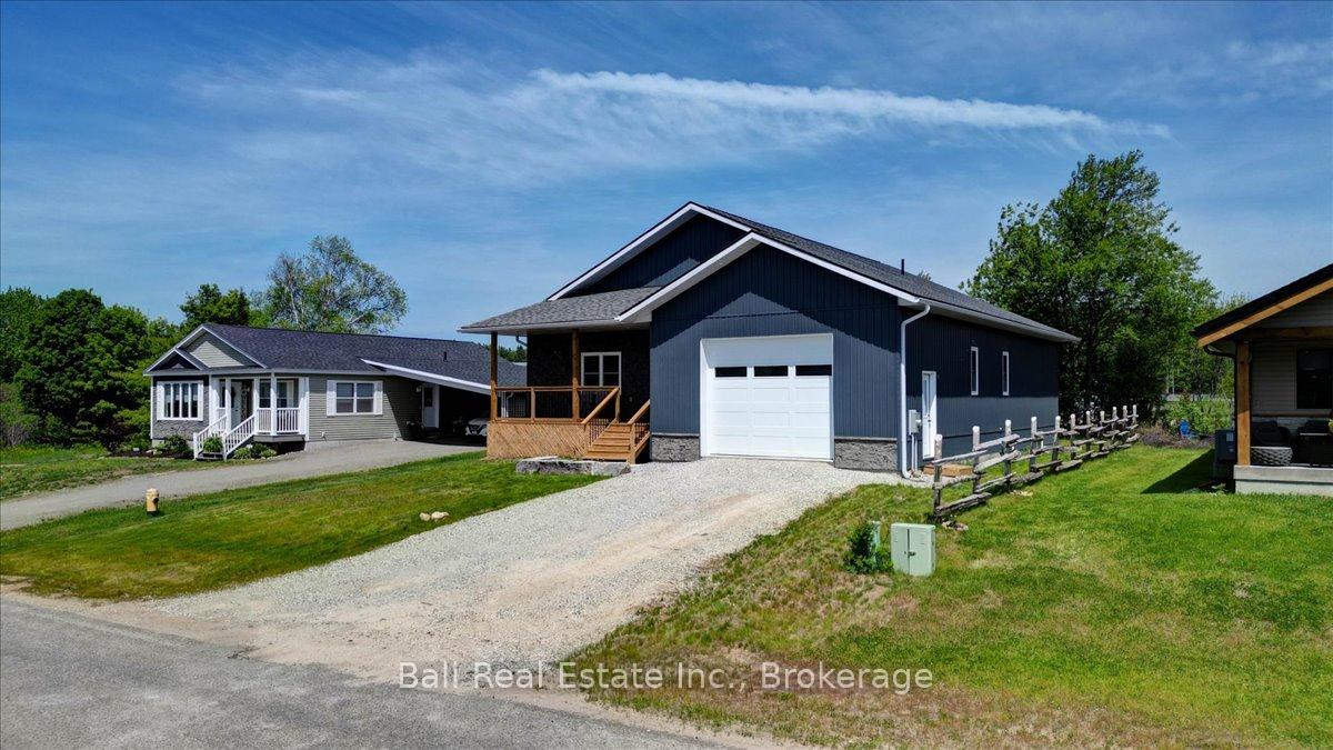 Photo 2 of 9 Williams Drive, Bancroft, Bancroft Ward — HOMEH