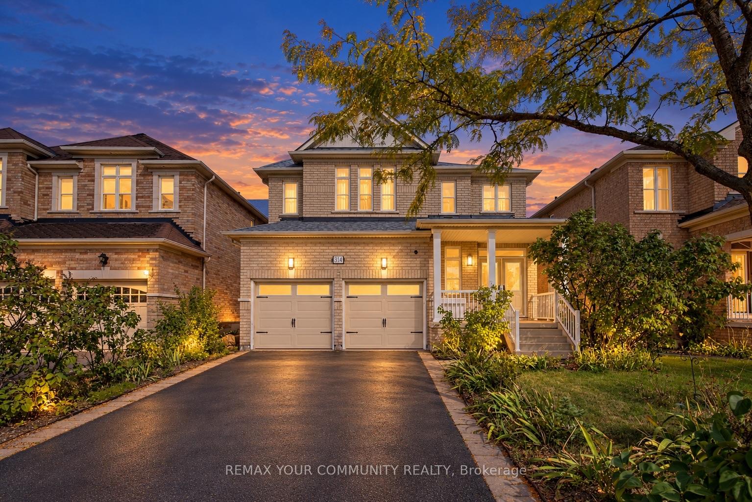 Photo 1 of 34 Petticoat Road, Vaughan, Patterson — HOMEH