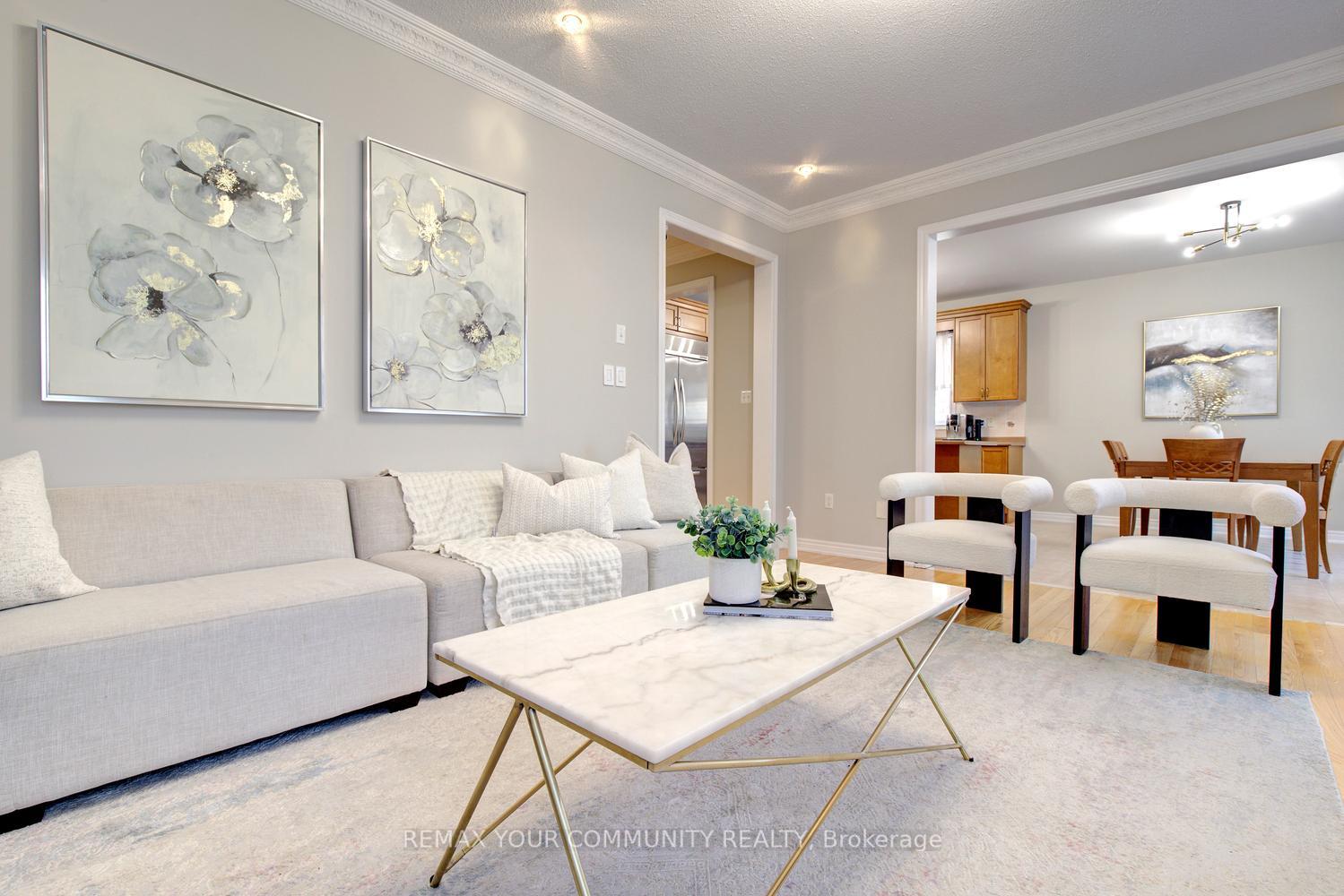 Photo 24 of 34 Petticoat Road, Vaughan, Patterson — HOMEH
