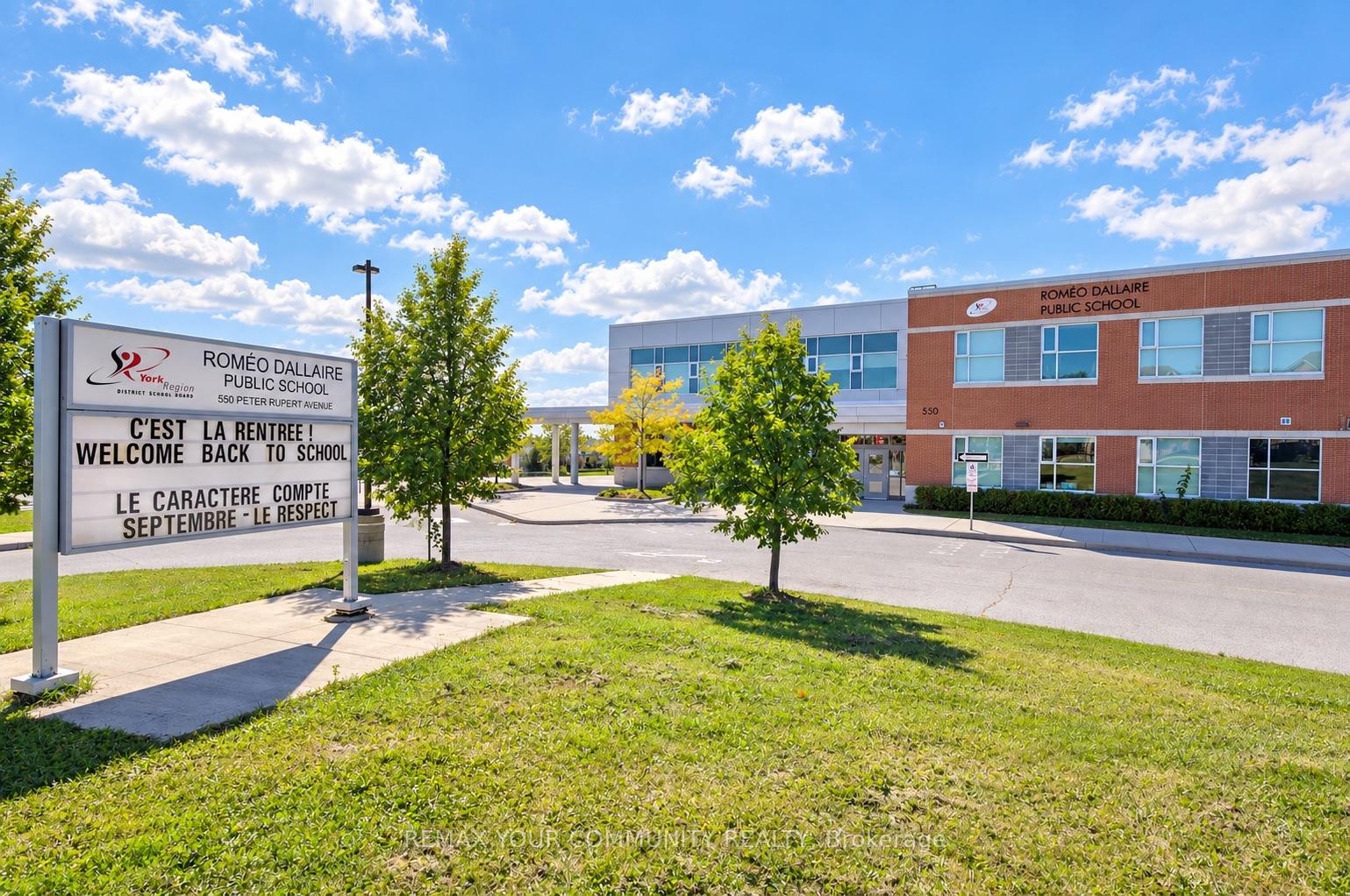 Photo 51 of 34 Petticoat Road, Vaughan, Patterson — HOMEH