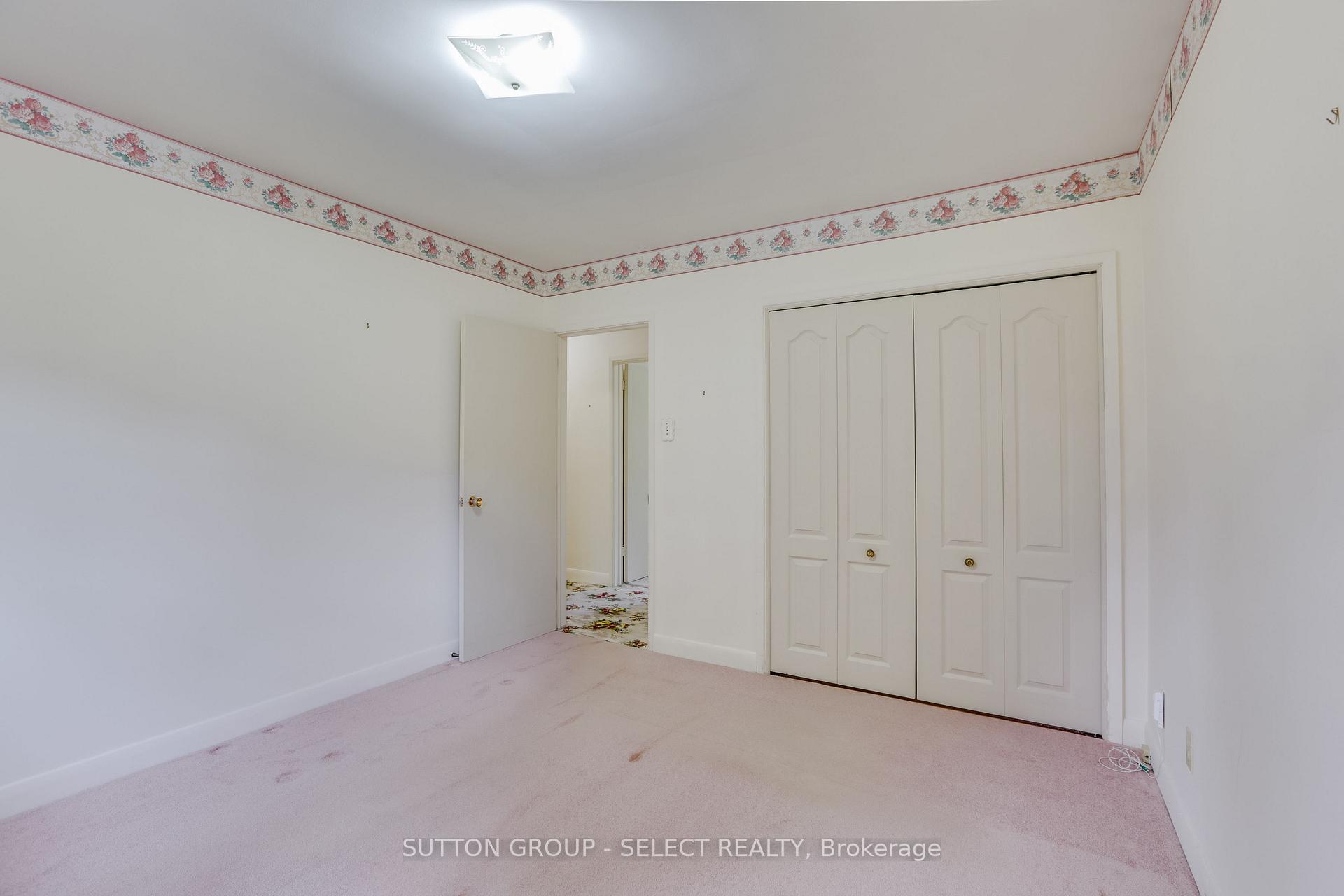 Photo 25 of 49 Mcleod Crescent, London, North H — HOMEH