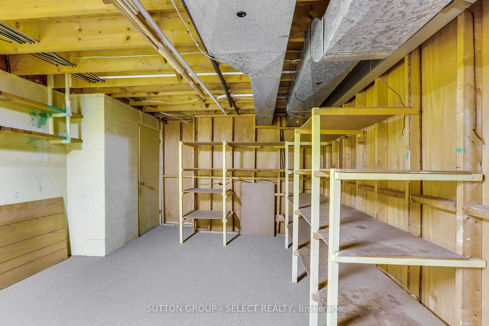 Photo 40 of 49 Mcleod Crescent, London, North H — HOMEH