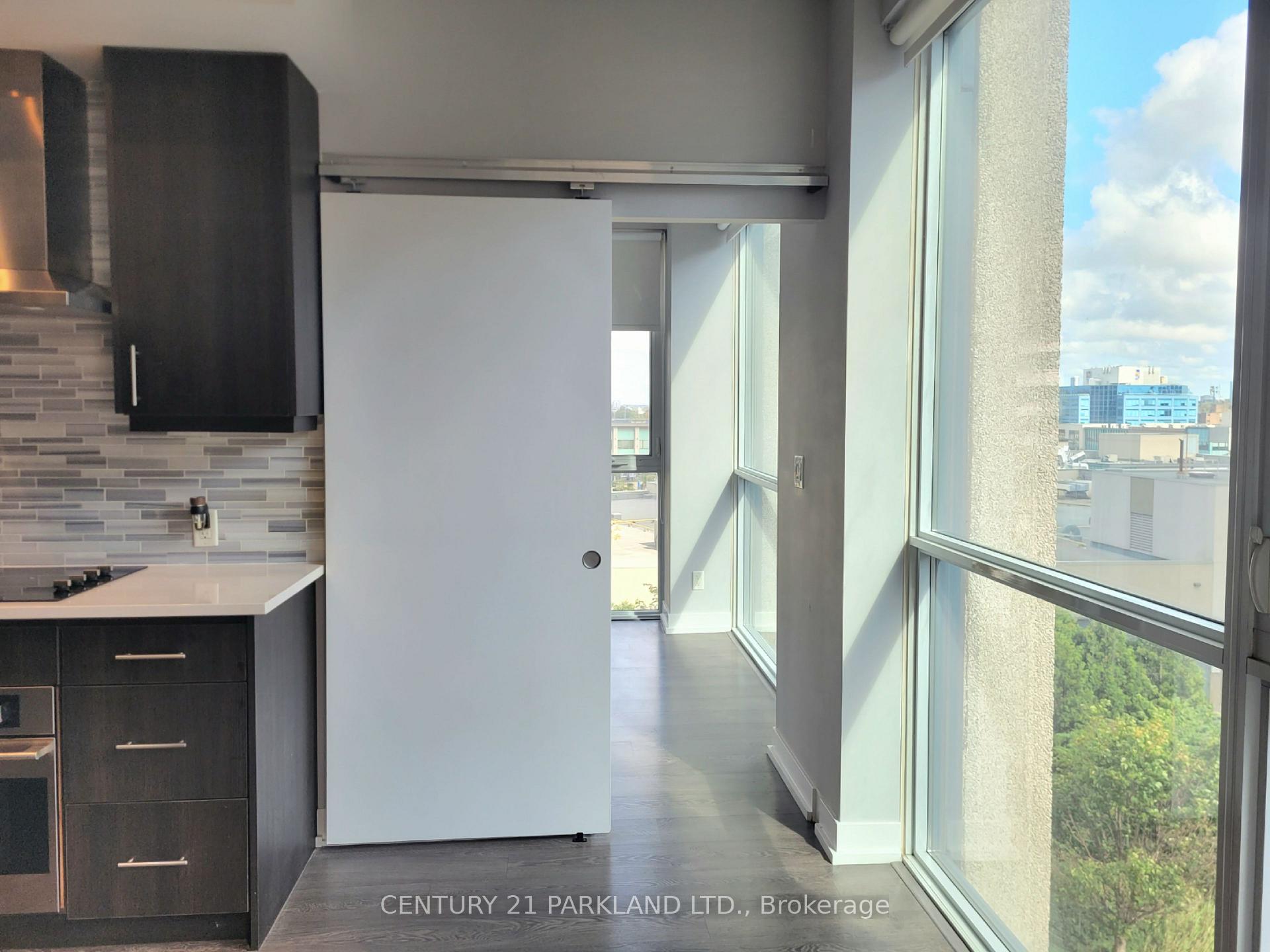 Photo 11 of Unit 403, 75 The Donway, North York, Banbury-Don Mills — HOMEH