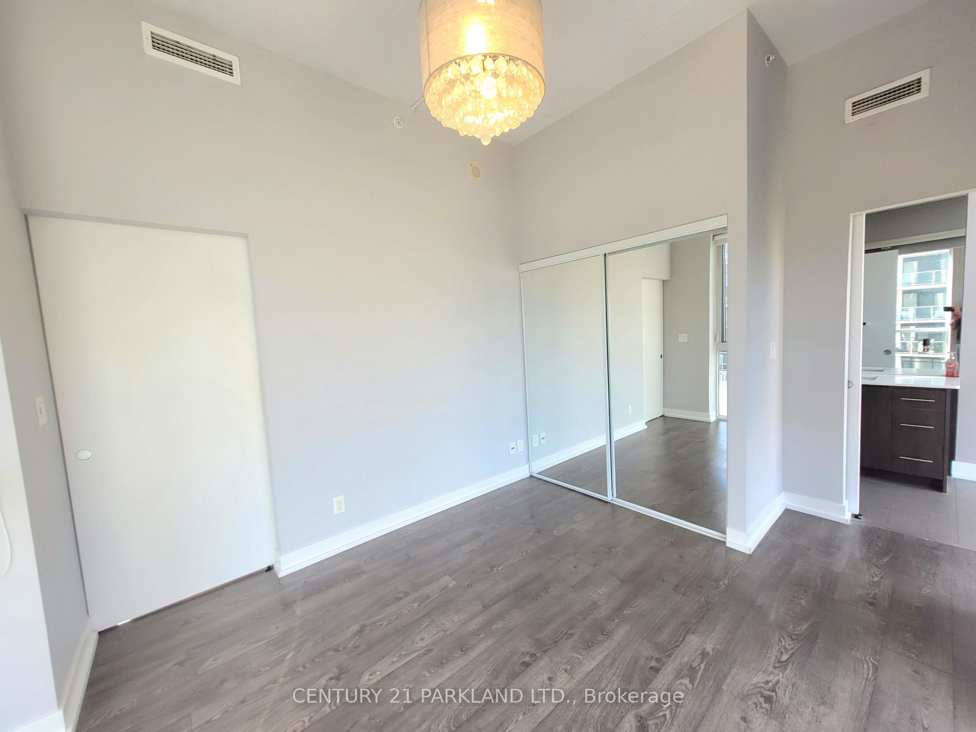 Photo 14 of Unit 403, 75 The Donway, North York, Banbury-Don Mills — HOMEH