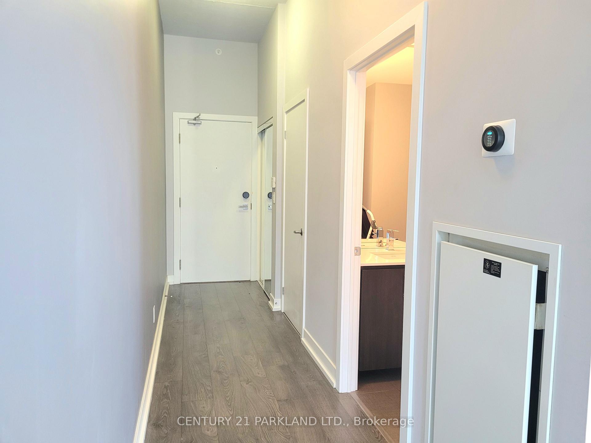 Photo 18 of Unit 403, 75 The Donway, North York, Banbury-Don Mills — HOMEH