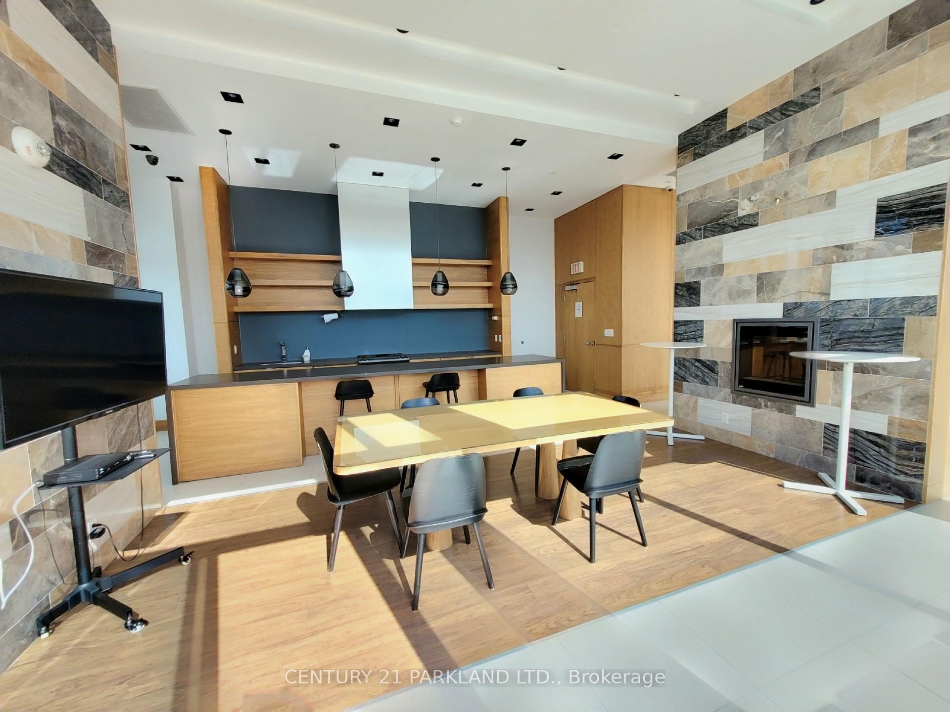 Photo 25 of Unit 403, 75 The Donway, North York, Banbury-Don Mills — HOMEH
