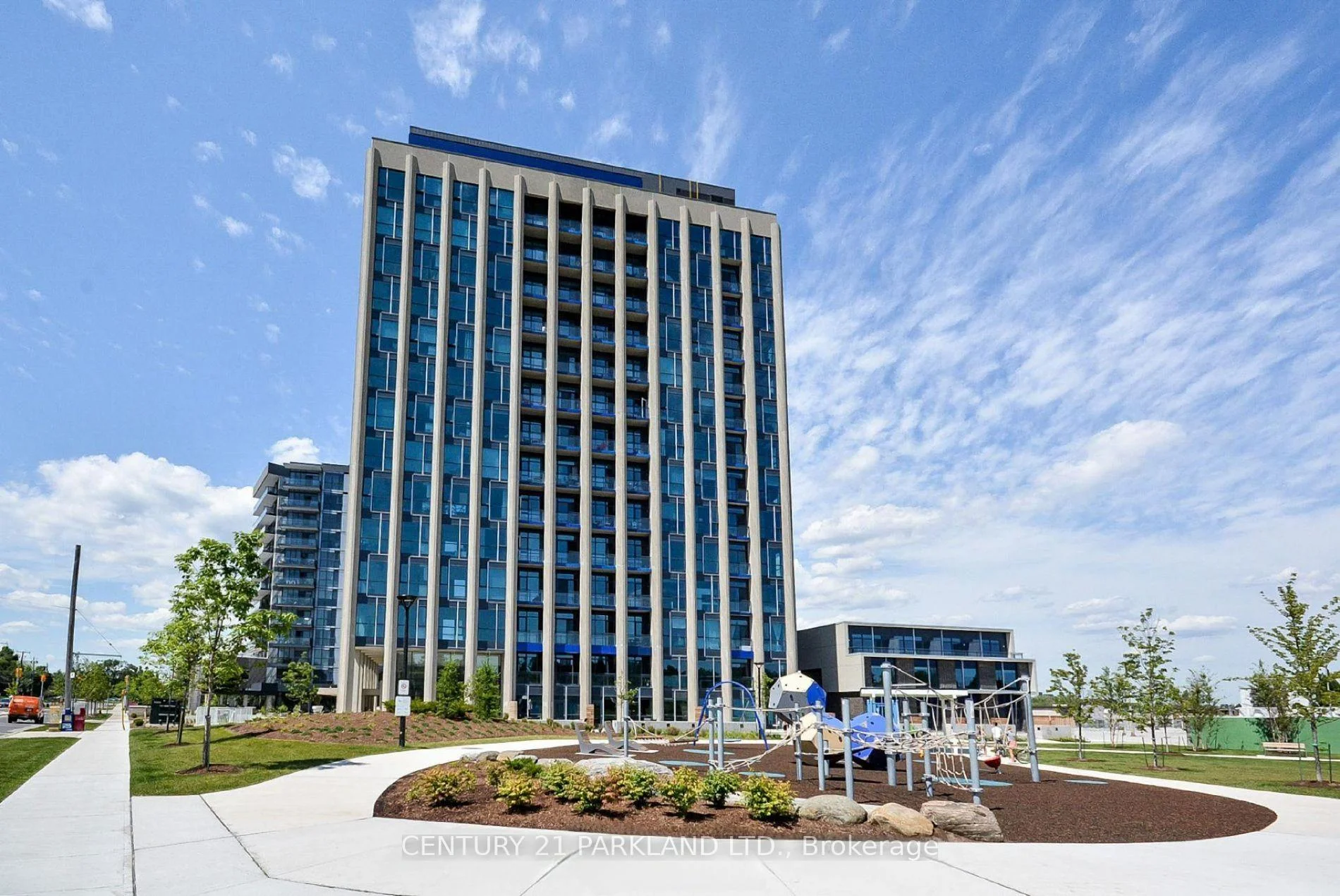 Photo 2 of Unit 403, 75 The Donway, North York, Banbury-Don Mills — HOMEH