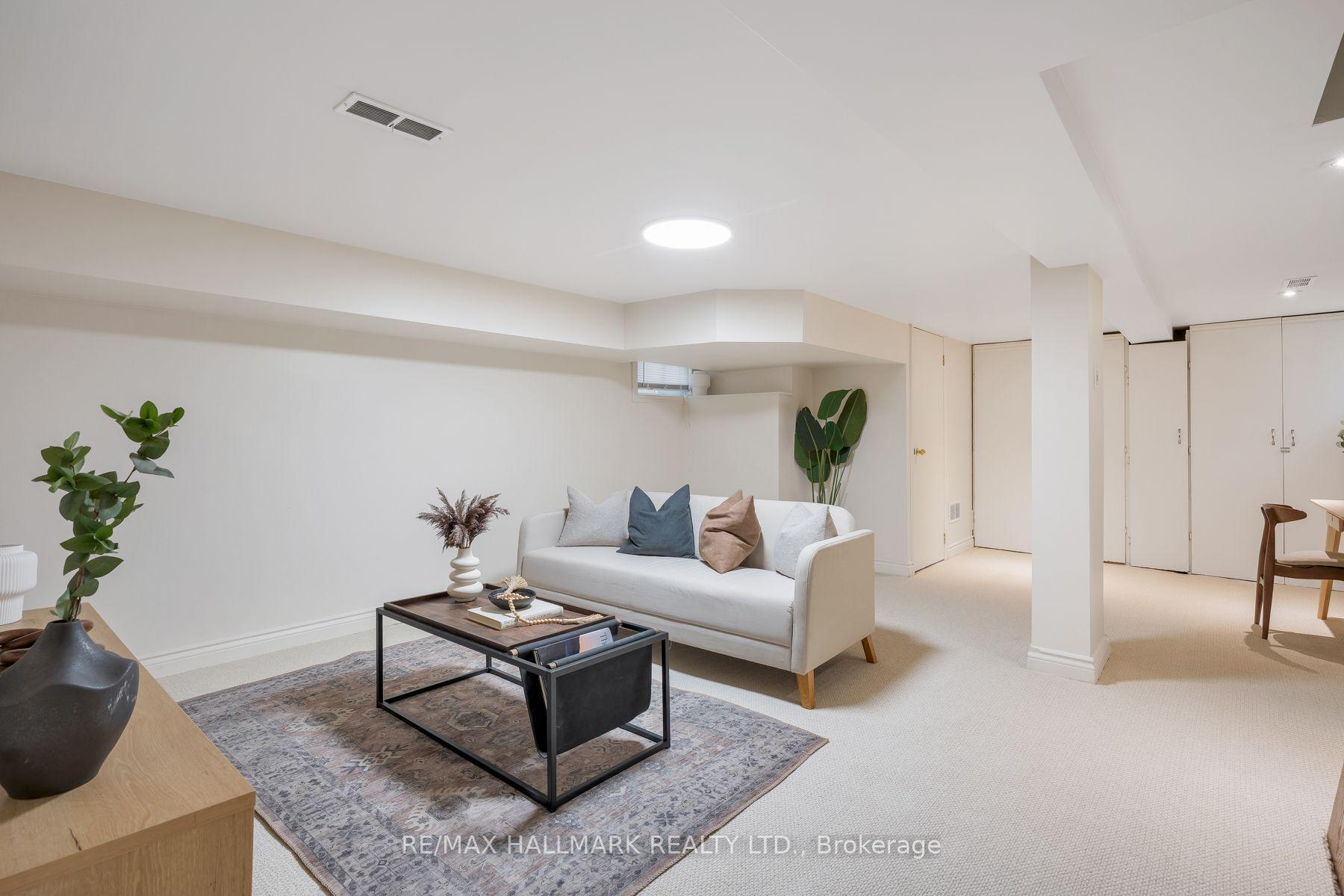 Photo 38 of 31 Cassels Avenue, Toronto, East End-Danforth — HOMEH