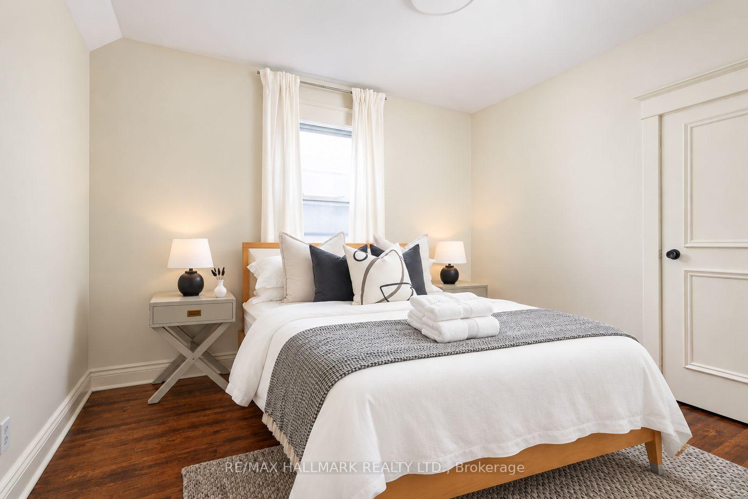 Photo 31 of 31 Cassels Avenue, Toronto, East End-Danforth — HOMEH