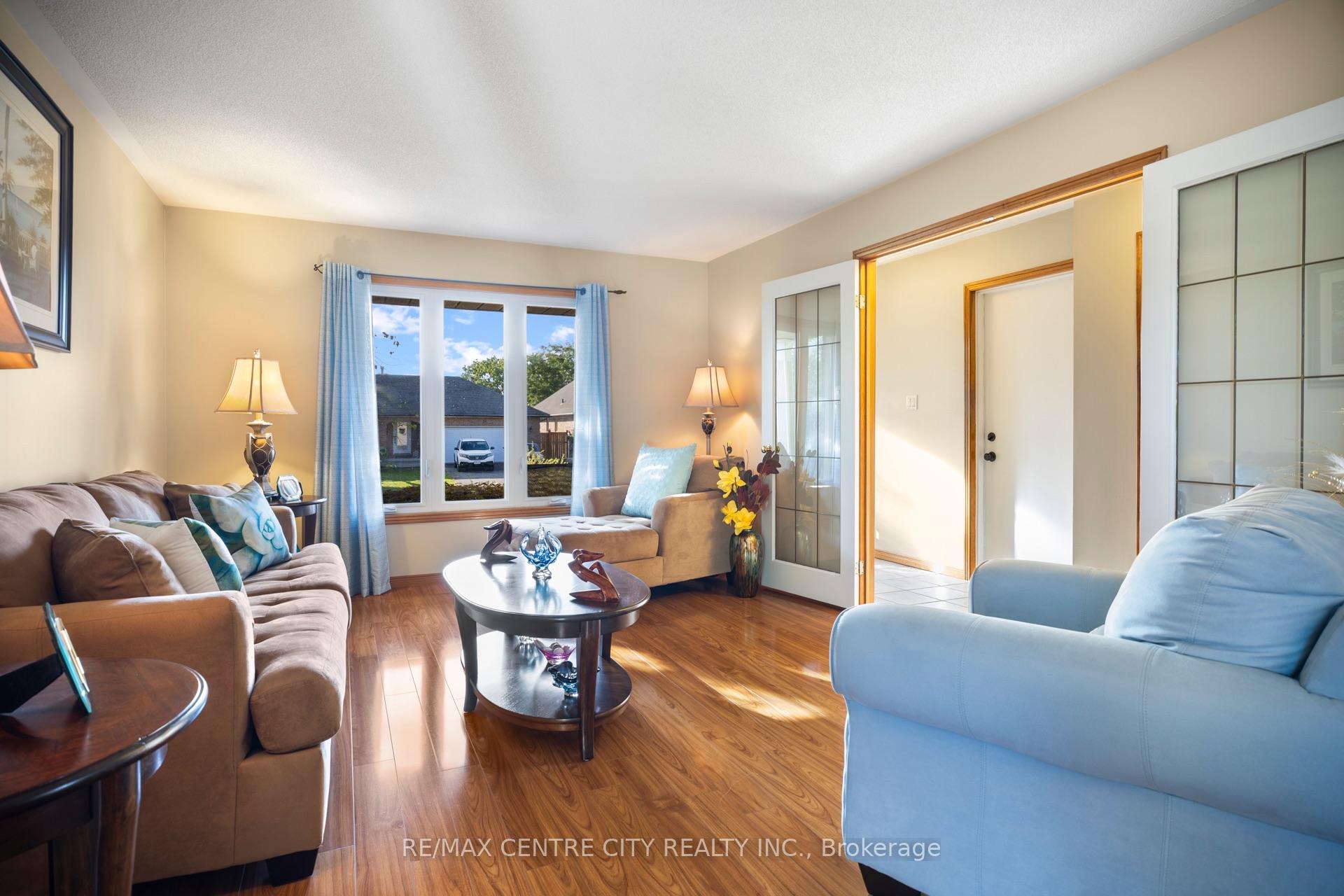 Photo 9 of 25 Daugherty Drive, St. Thomas — HOMEH