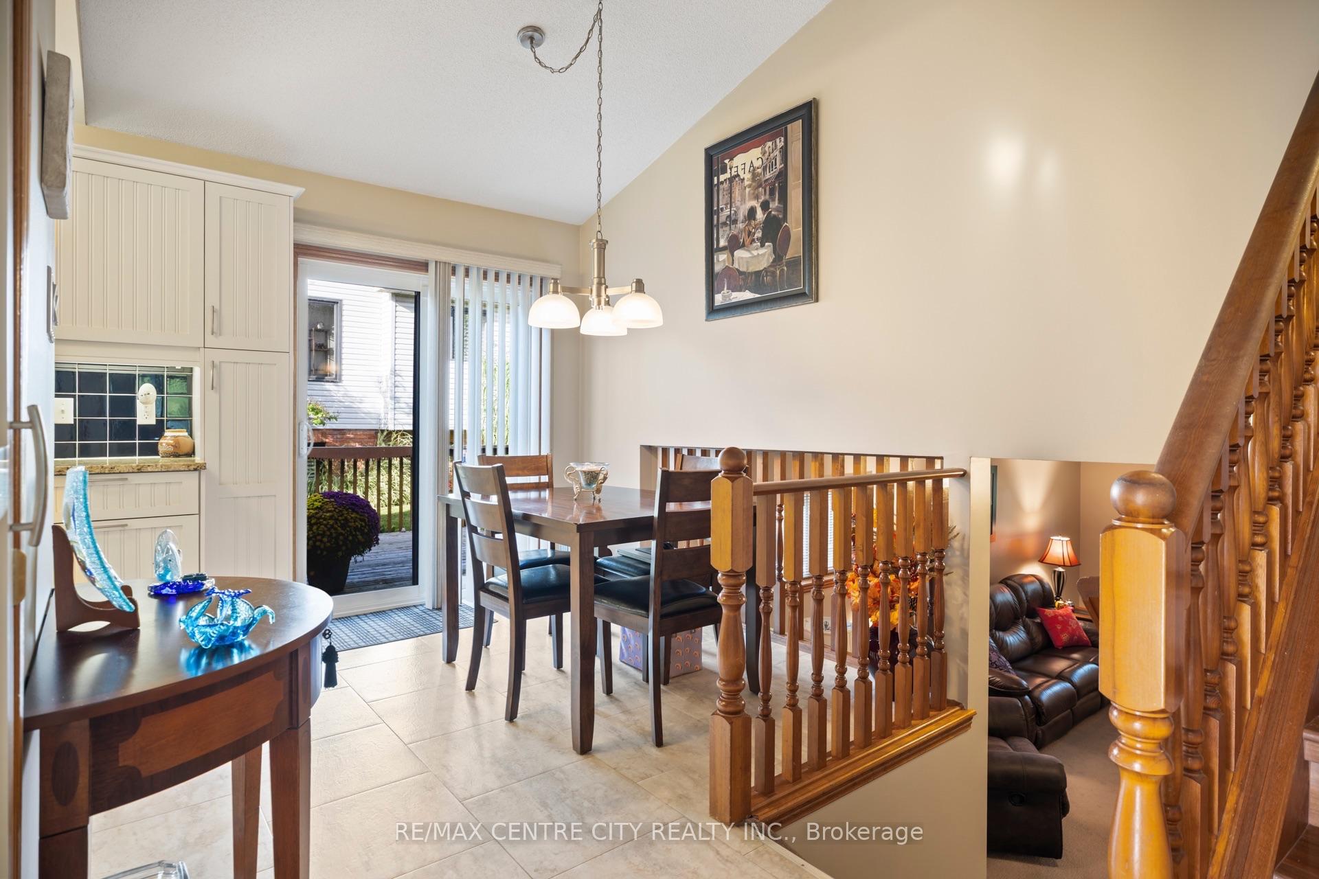 Photo 11 of 25 Daugherty Drive, St. Thomas — HOMEH