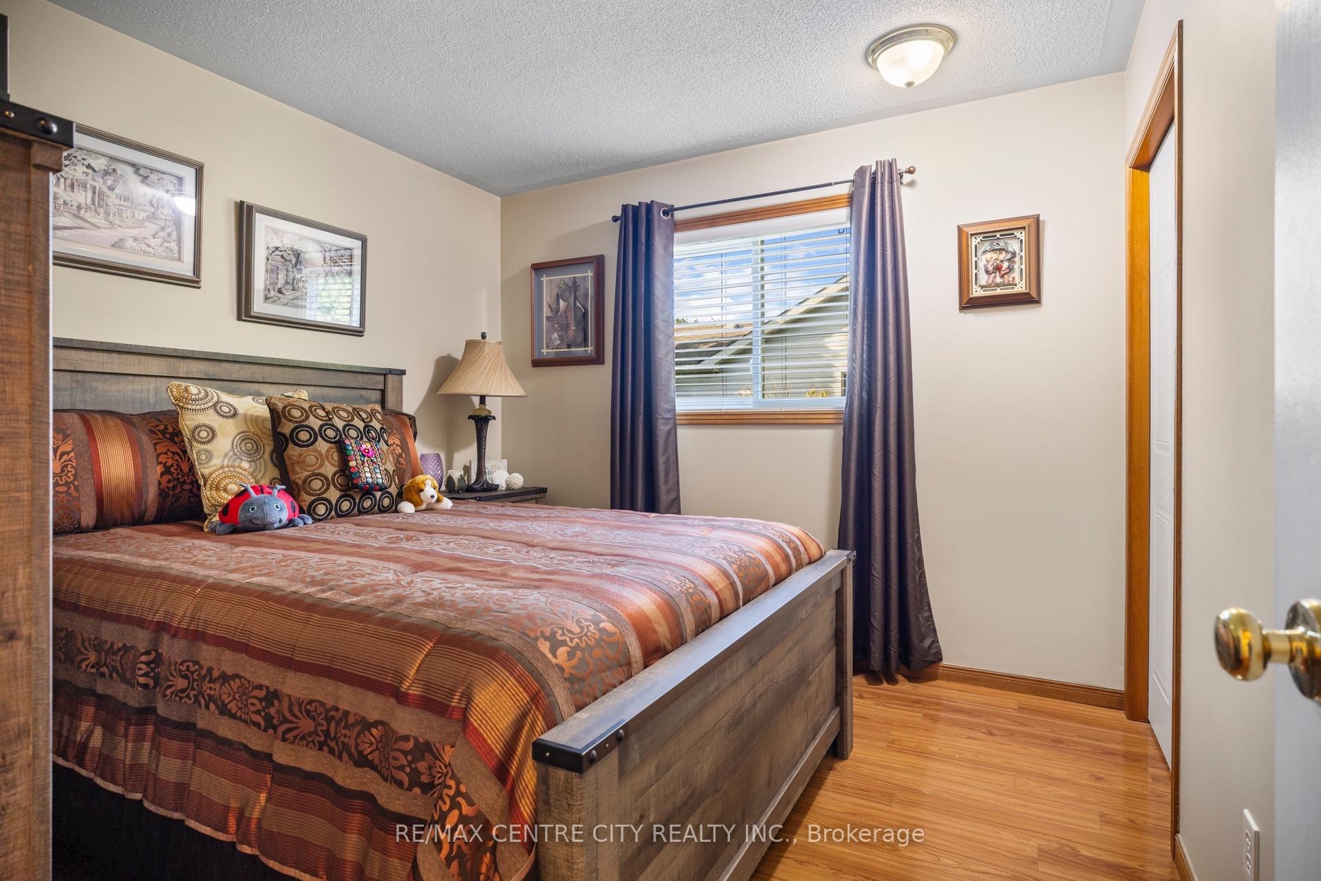 Photo 17 of 25 Daugherty Drive, St. Thomas — HOMEH