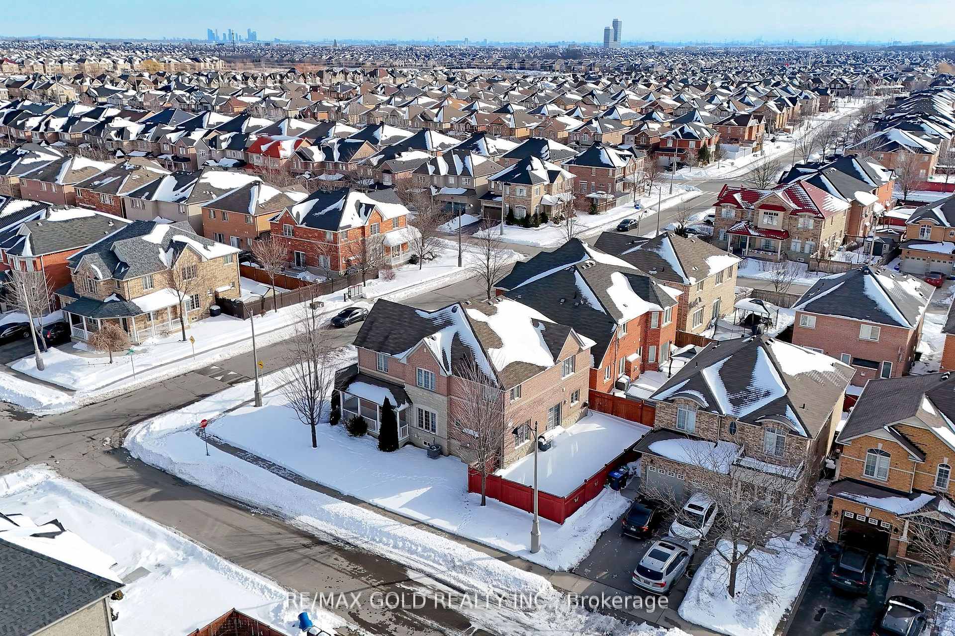 Photo 2 of 69 Calderstone Road, Brampton, Bram East — HOMEH