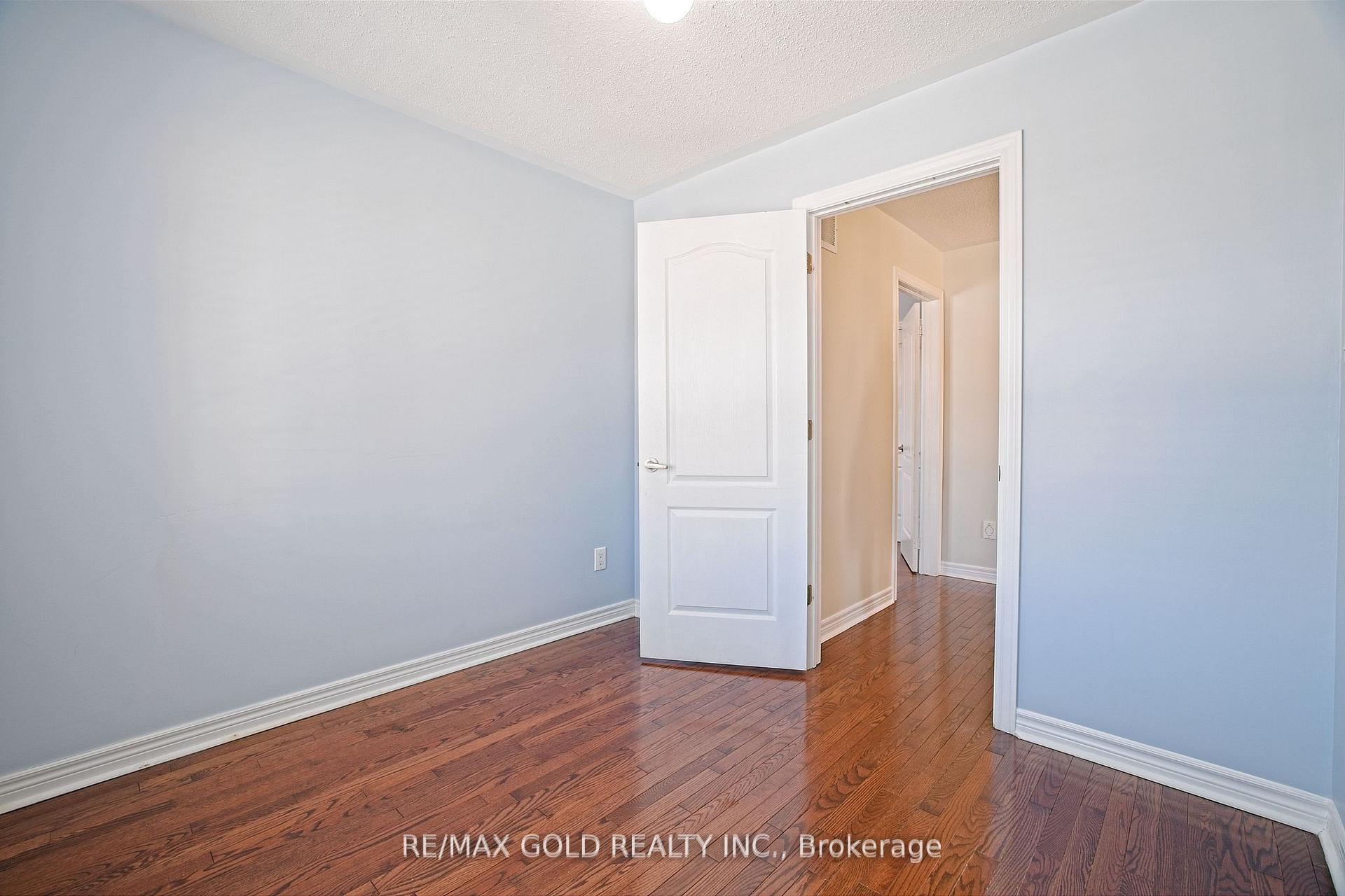 Photo 27 of 69 Calderstone Road, Brampton, Bram East — HOMEH