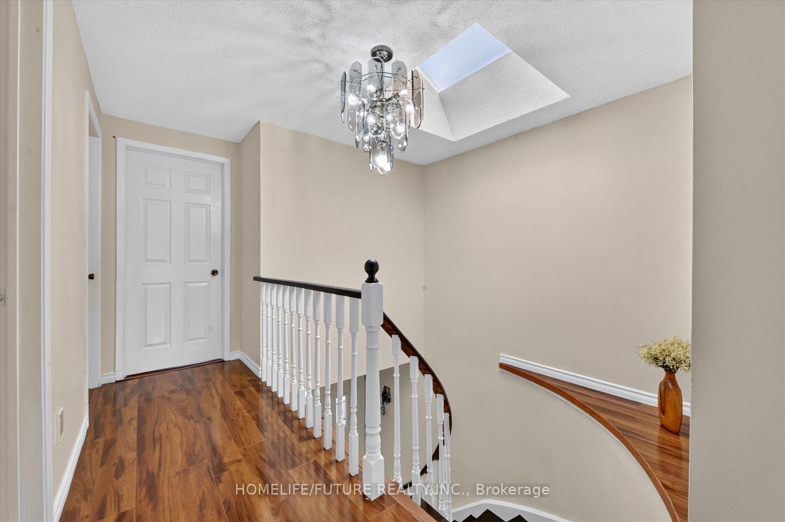 Photo 22 of 63 Chloe Crescent, Markham, Middlefield — HOMEH