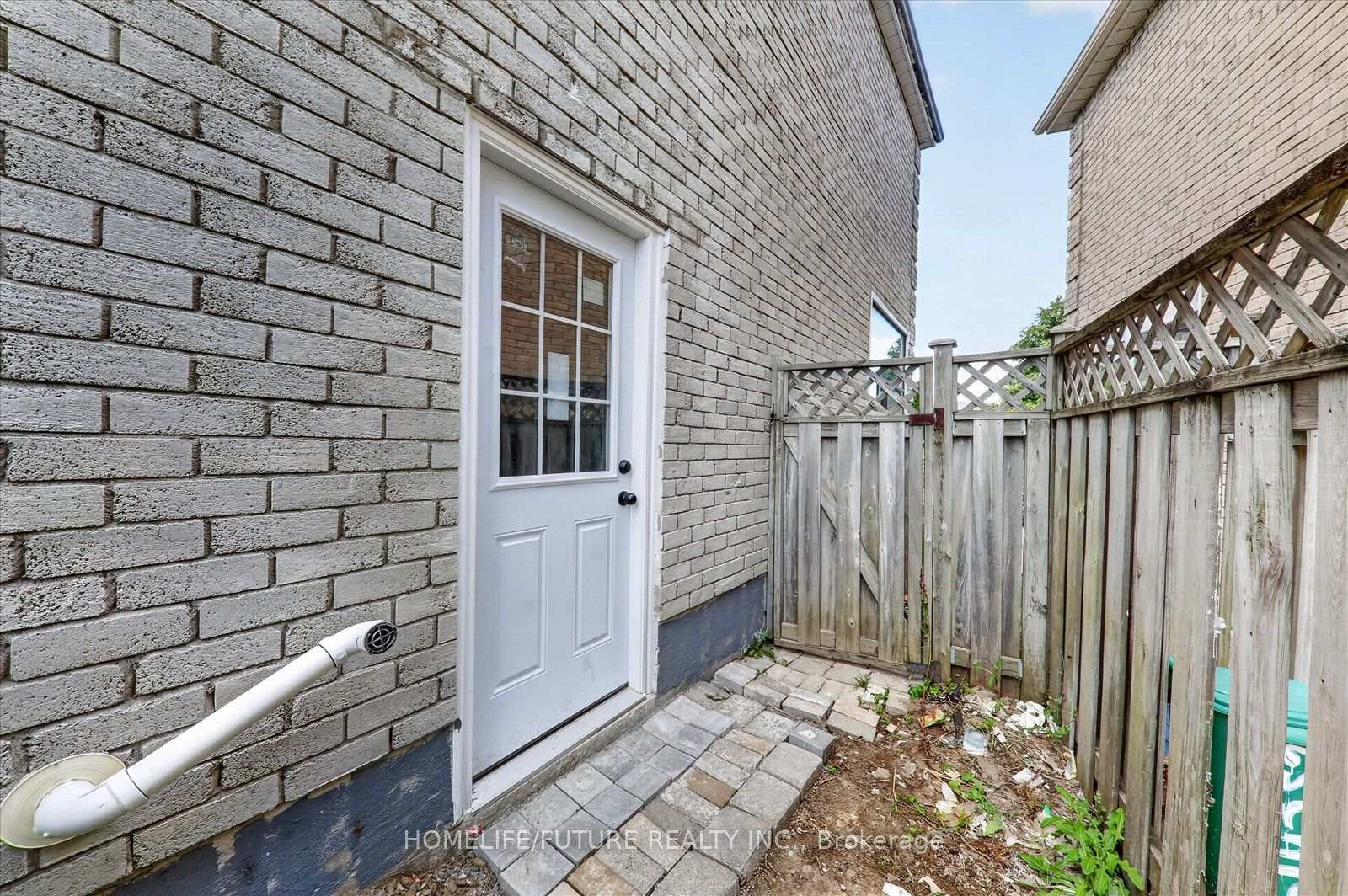 Photo 44 of 63 Chloe Crescent, Markham, Middlefield — HOMEH