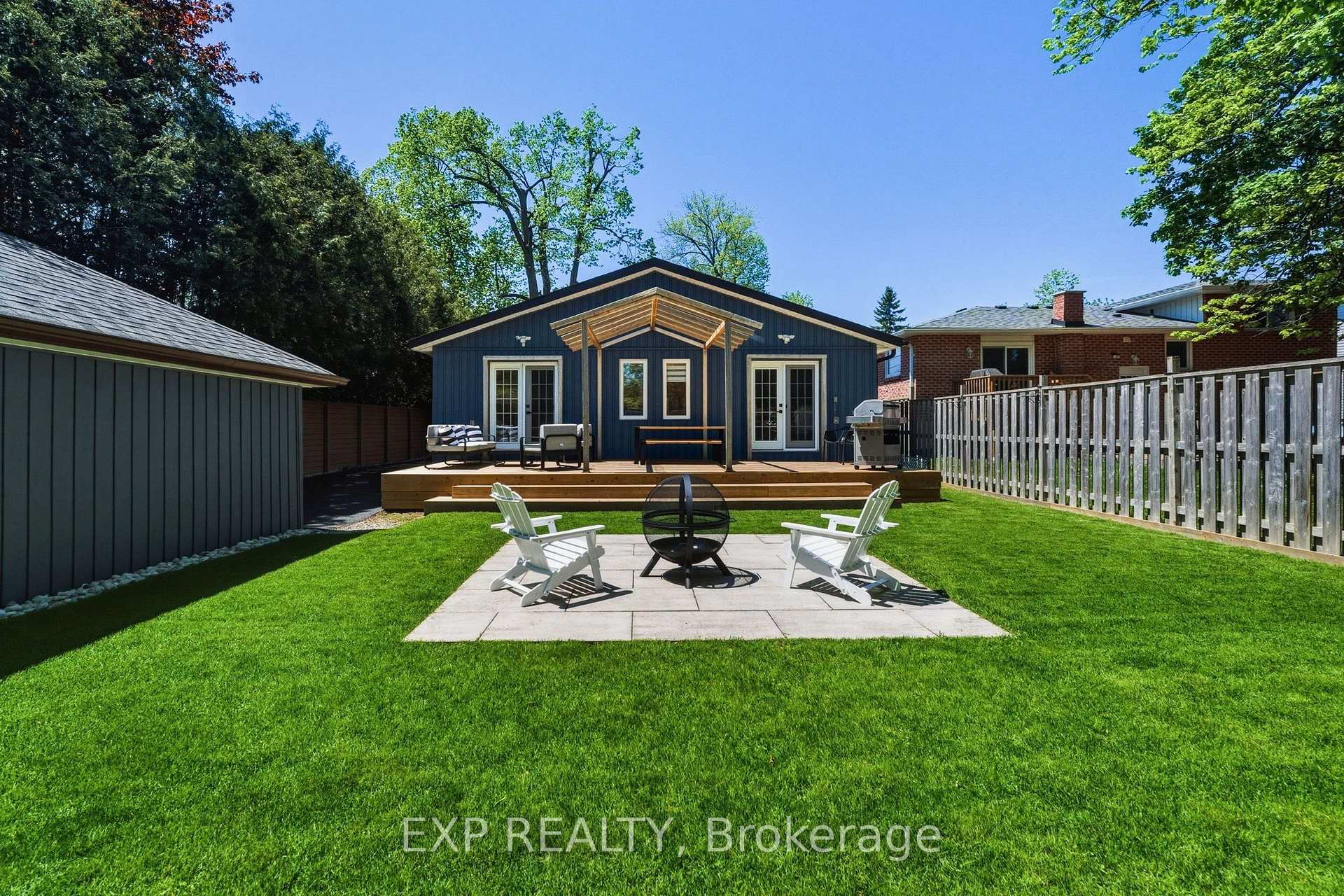 Photo 40 of 32 Farley Circle, Georgina, Historic Lakeshore Communities — HOMEH