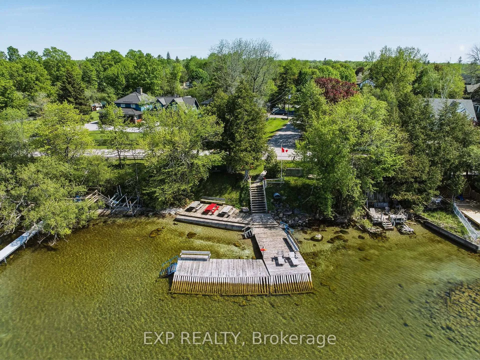 Photo 58 of 32 Farley Circle, Georgina, Historic Lakeshore Communities — HOMEH