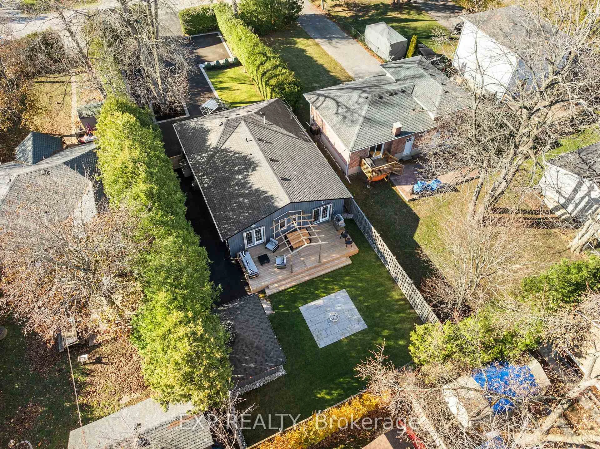 Photo 62 of 32 Farley Circle, Georgina, Historic Lakeshore Communities — HOMEH