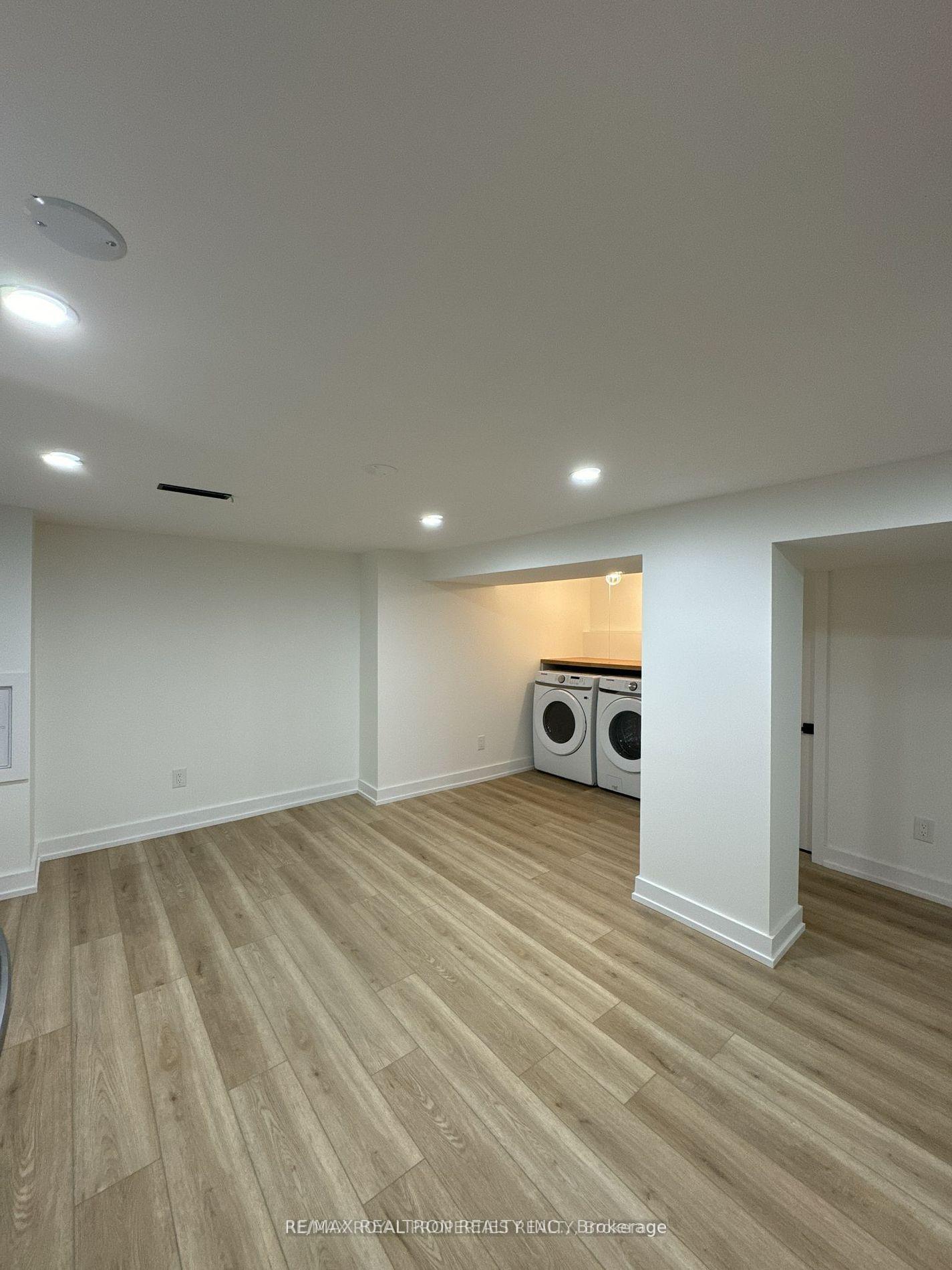 Photo 7 of 293 East 17th Street, Hamilton, Hill Park — HOMEH