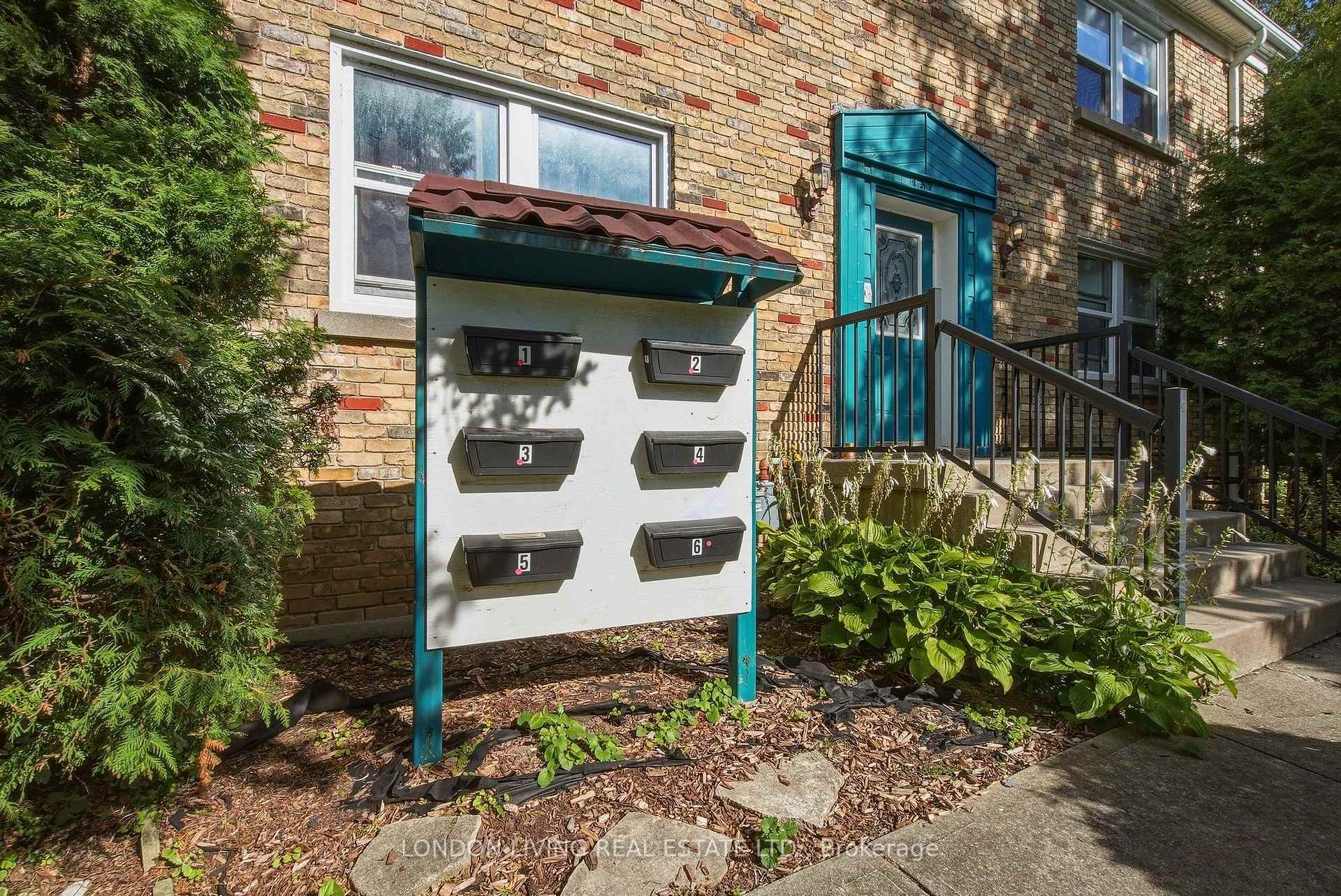Photo 4 of Unit 4, 137 Windsor Crescent, London, South F — HOMEH