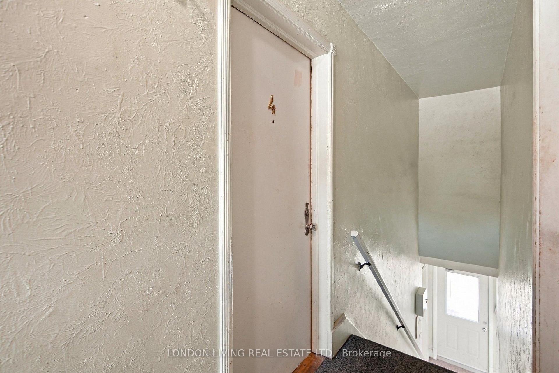Photo 6 of Unit 4, 137 Windsor Crescent, London, South F — HOMEH