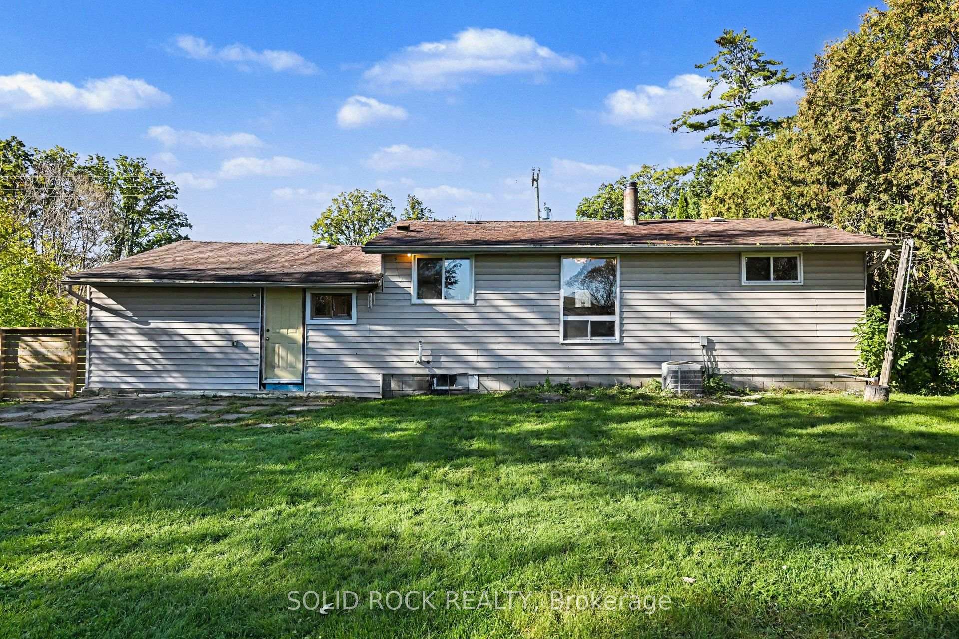 Photo 35 of 236 Campbell Drive N, McNab/Braeside, Mcnab/Braeside Twps — HOMEH