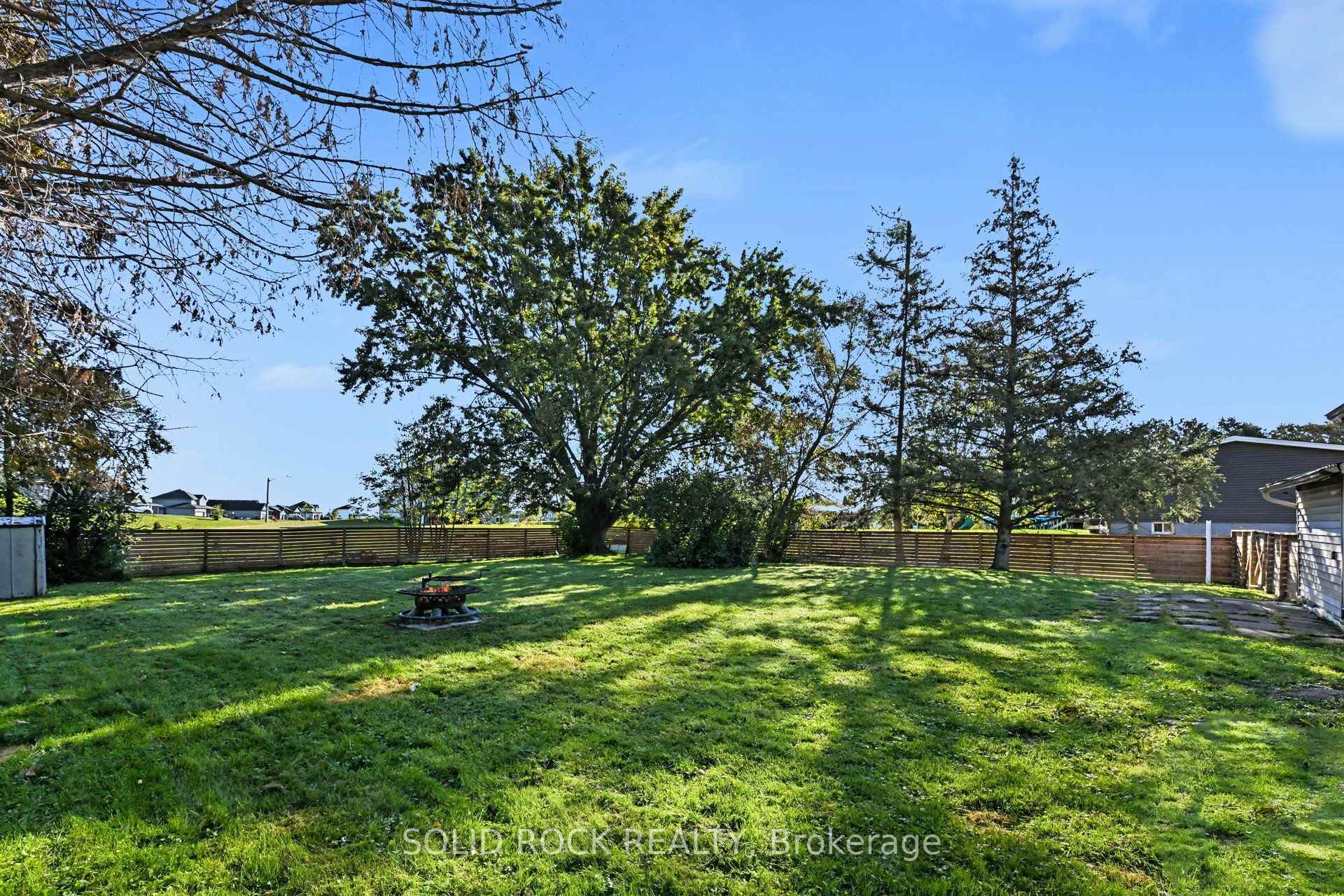 Photo 37 of 236 Campbell Drive N, McNab/Braeside, Mcnab/Braeside Twps — HOMEH
