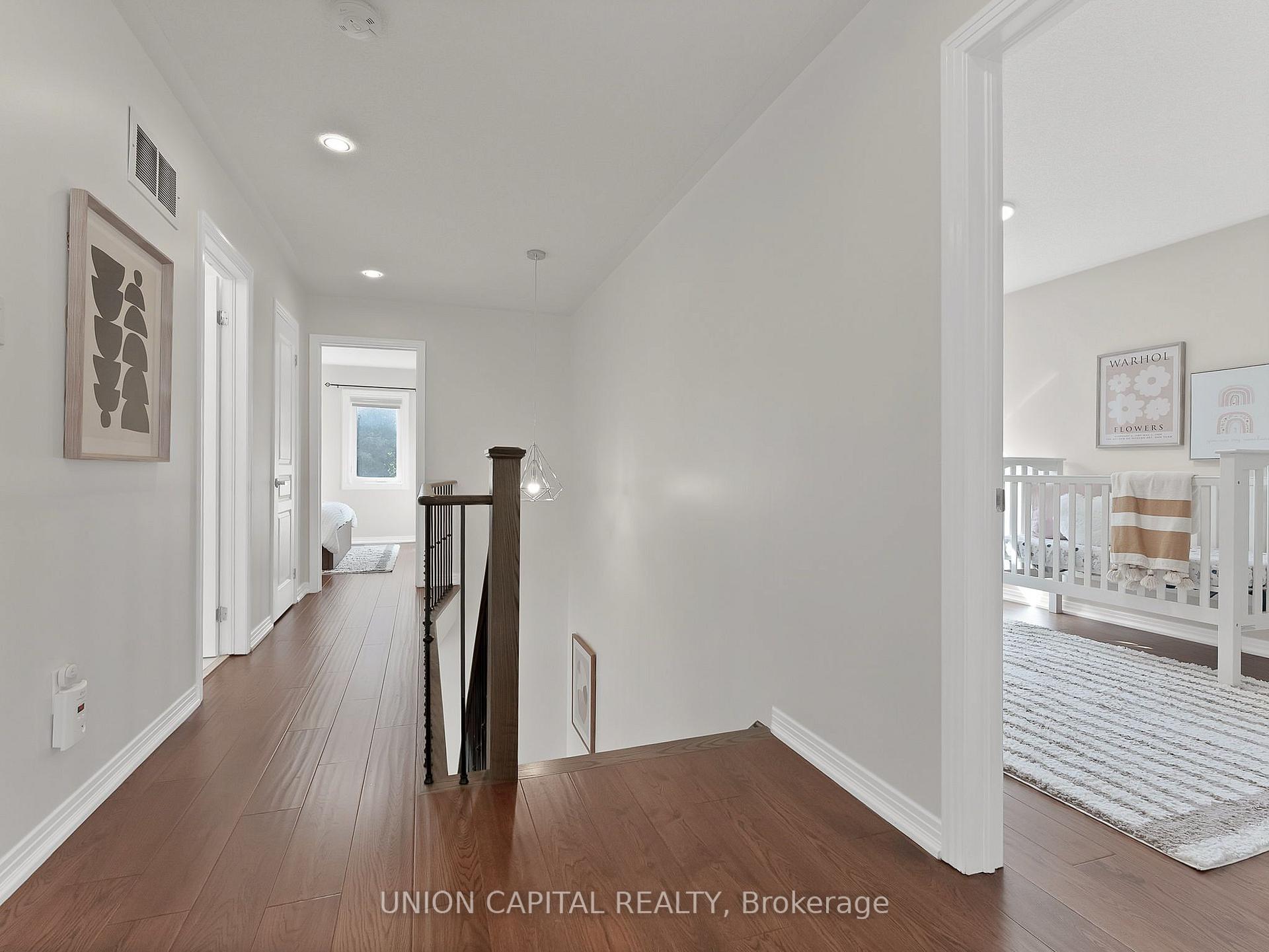 Photo 12 of 112 Southbrook Crescent, Markham, Cachet — HOMEH