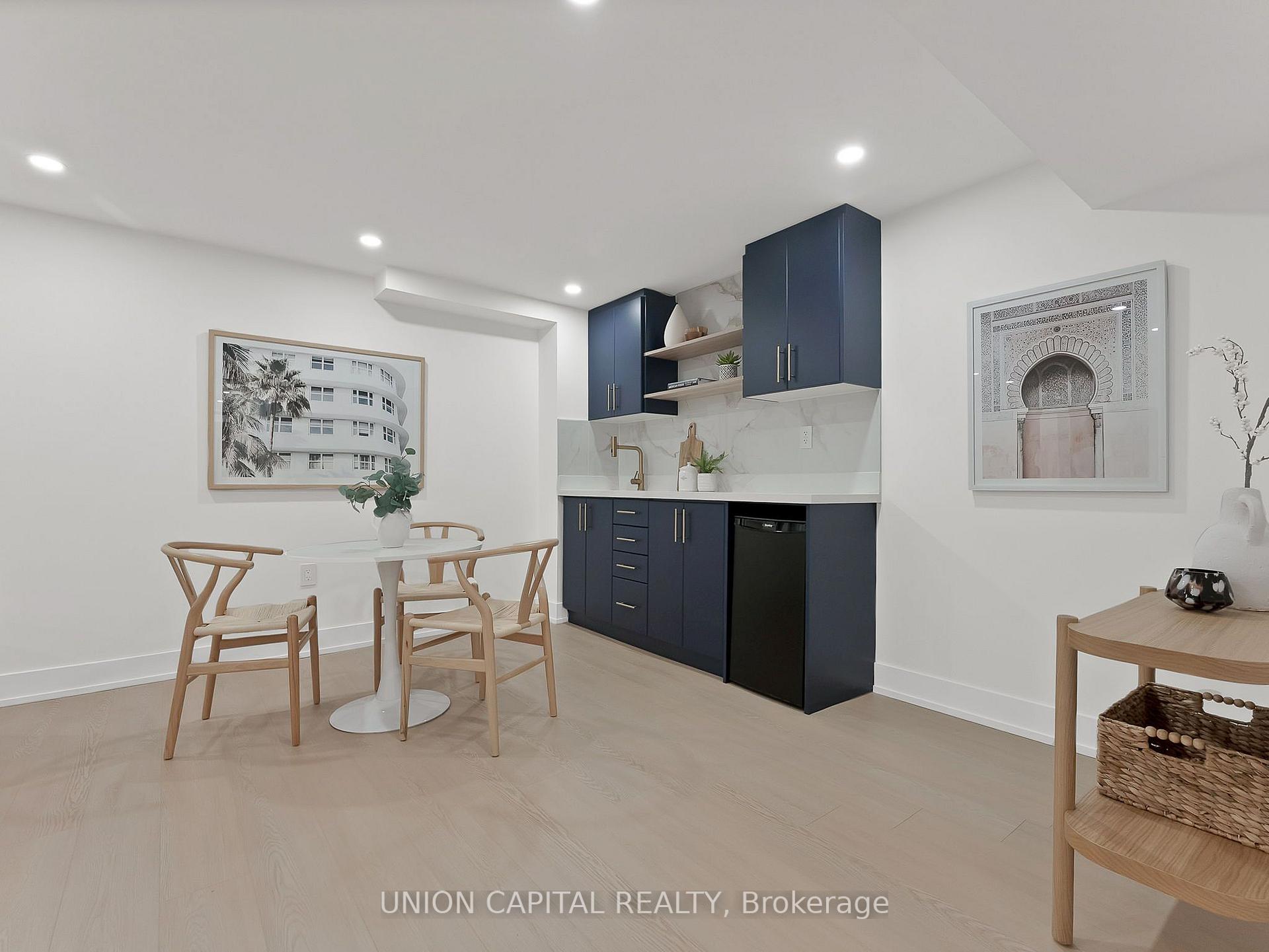 Photo 23 of 112 Southbrook Crescent, Markham, Cachet — HOMEH