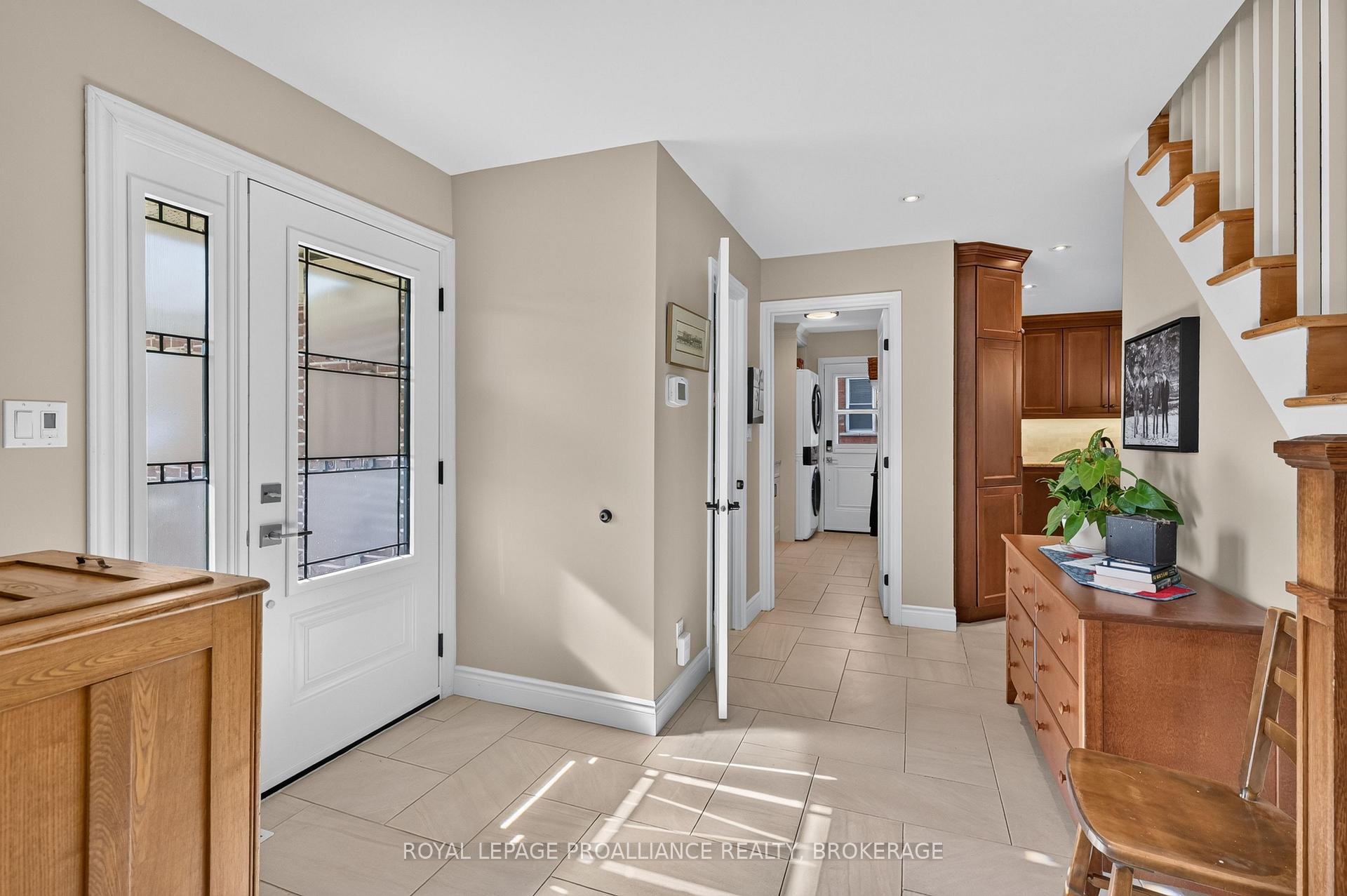 Photo 3 of 640 Braeside Crescent, Kingston, North of Taylor-Kidd Blvd — HOMEH