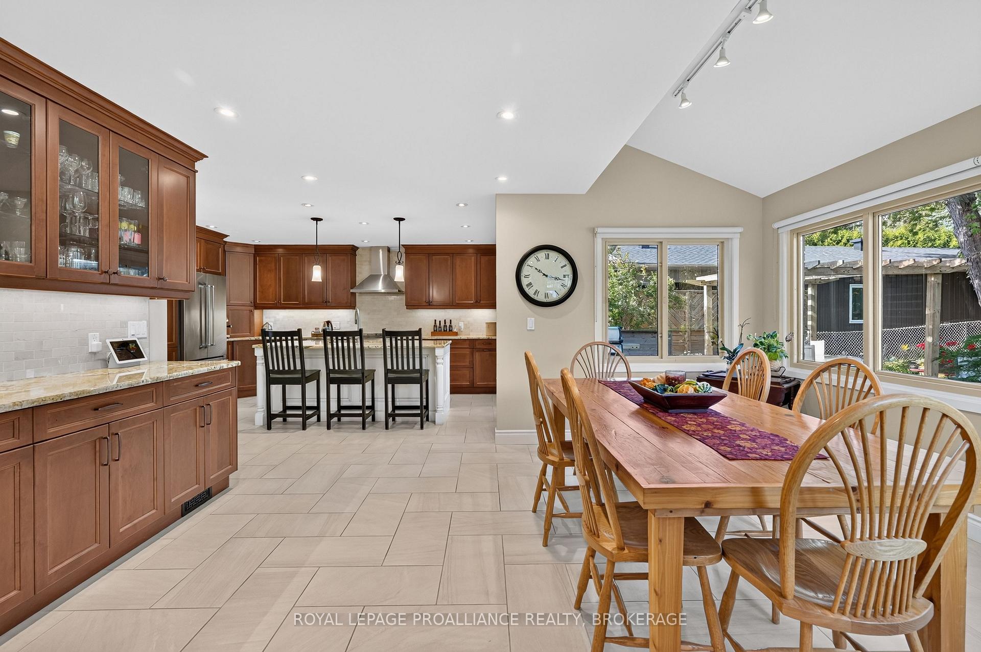 Photo 8 of 640 Braeside Crescent, Kingston, North of Taylor-Kidd Blvd — HOMEH