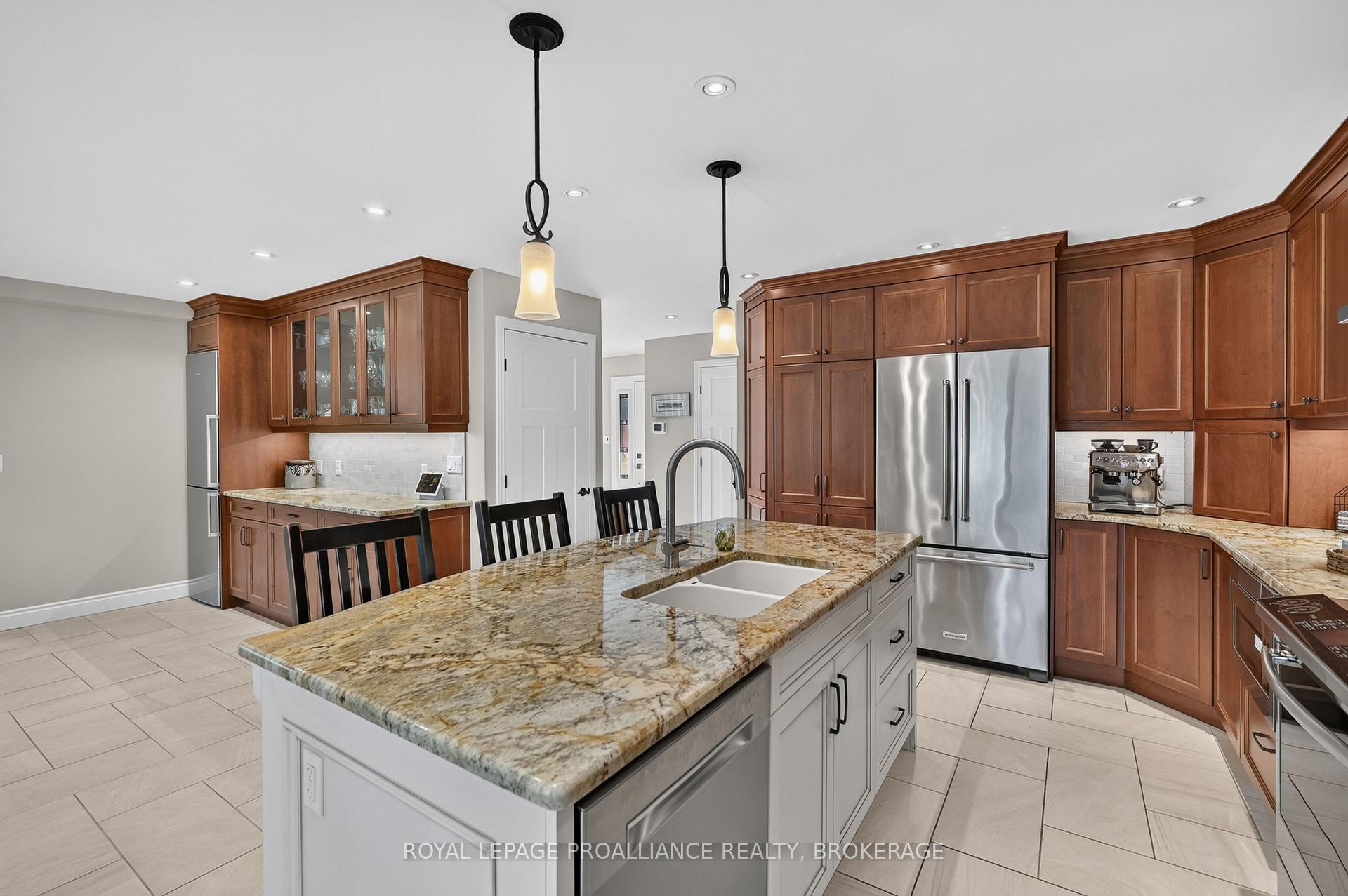 Photo 13 of 640 Braeside Crescent, Kingston, North of Taylor-Kidd Blvd — HOMEH