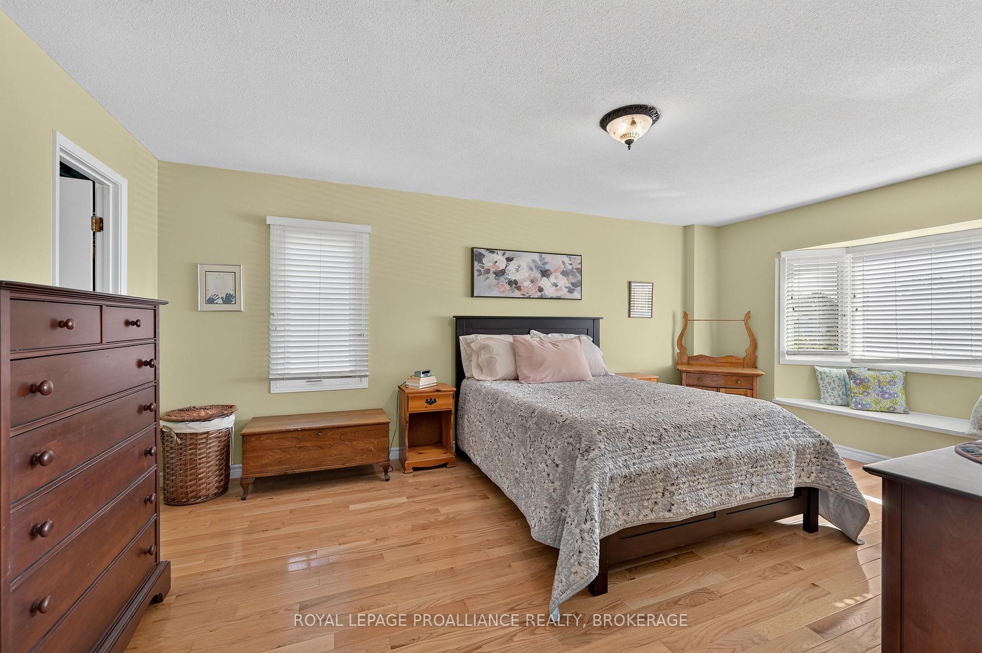 Photo 19 of 640 Braeside Crescent, Kingston, North of Taylor-Kidd Blvd — HOMEH