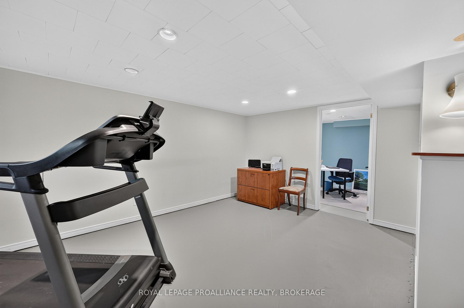 Photo 31 of 640 Braeside Crescent, Kingston, North of Taylor-Kidd Blvd — HOMEH