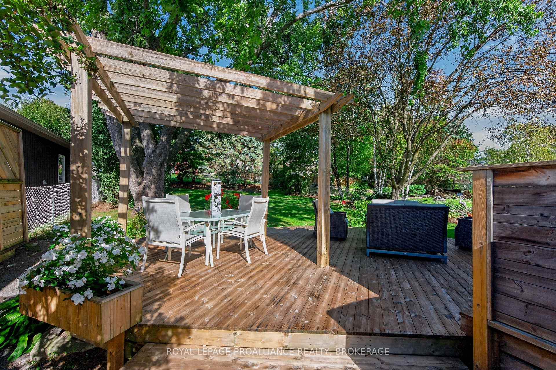 Photo 35 of 640 Braeside Crescent, Kingston, North of Taylor-Kidd Blvd — HOMEH
