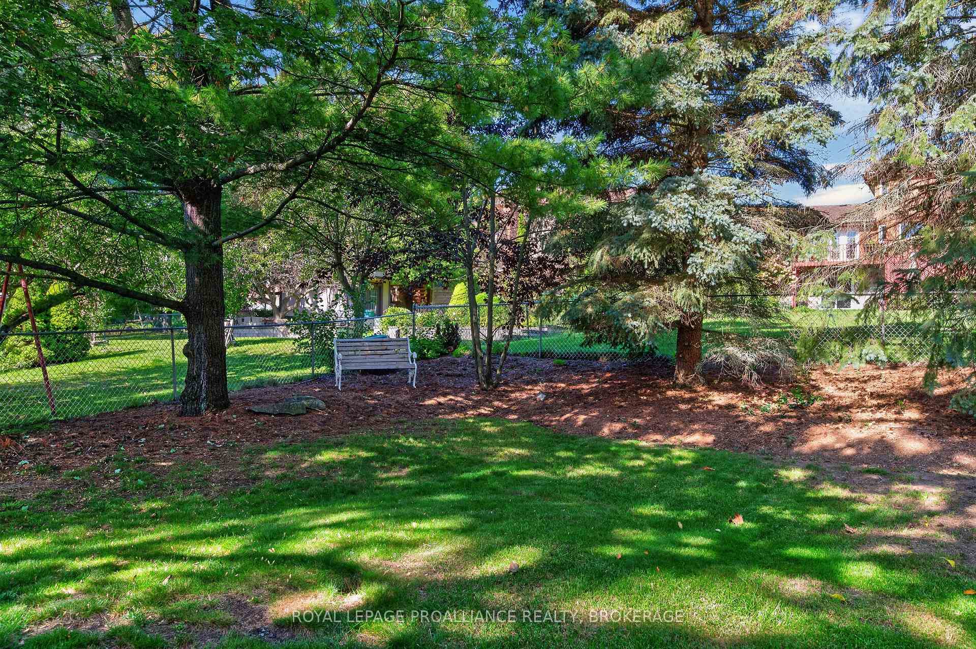 Photo 41 of 640 Braeside Crescent, Kingston, North of Taylor-Kidd Blvd — HOMEH