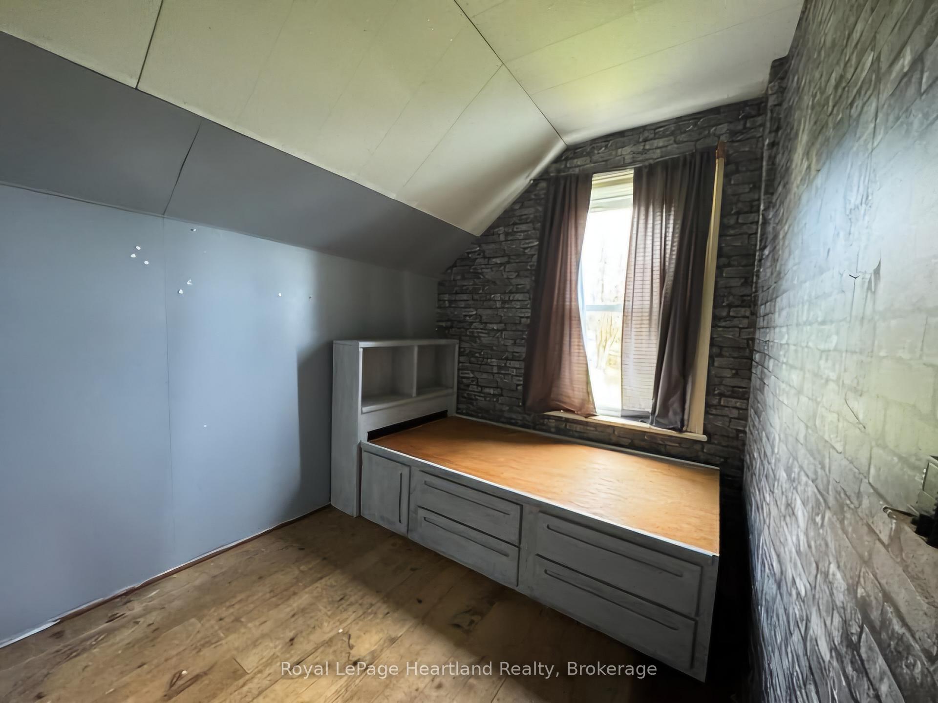 Photo 8 of 1614 Huron-Bruce Road, South Bruce — HOMEH