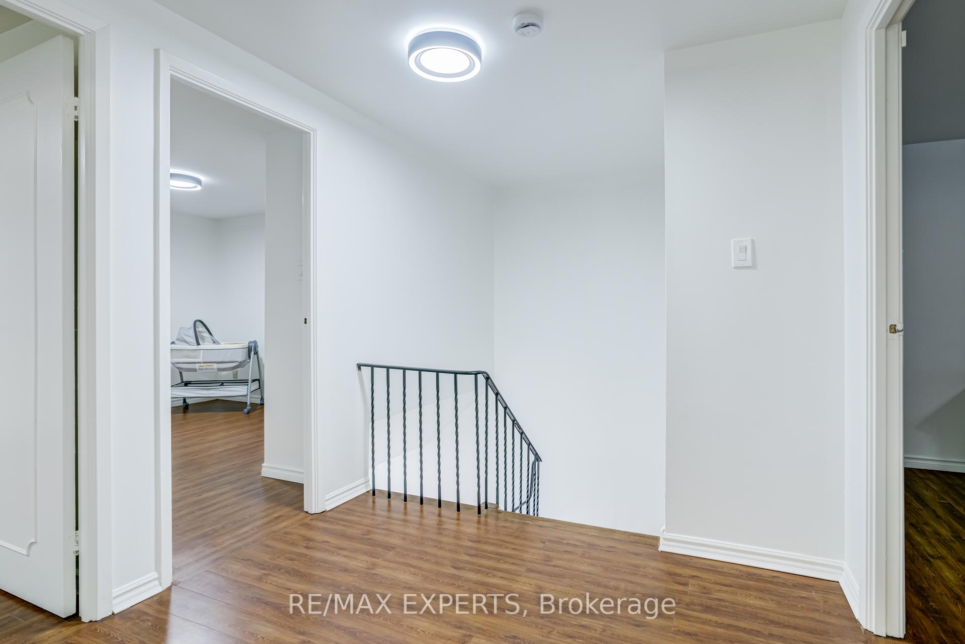 Photo 22 of 10 Knightsbridge Way, Markham, Markham Village — HOMEH